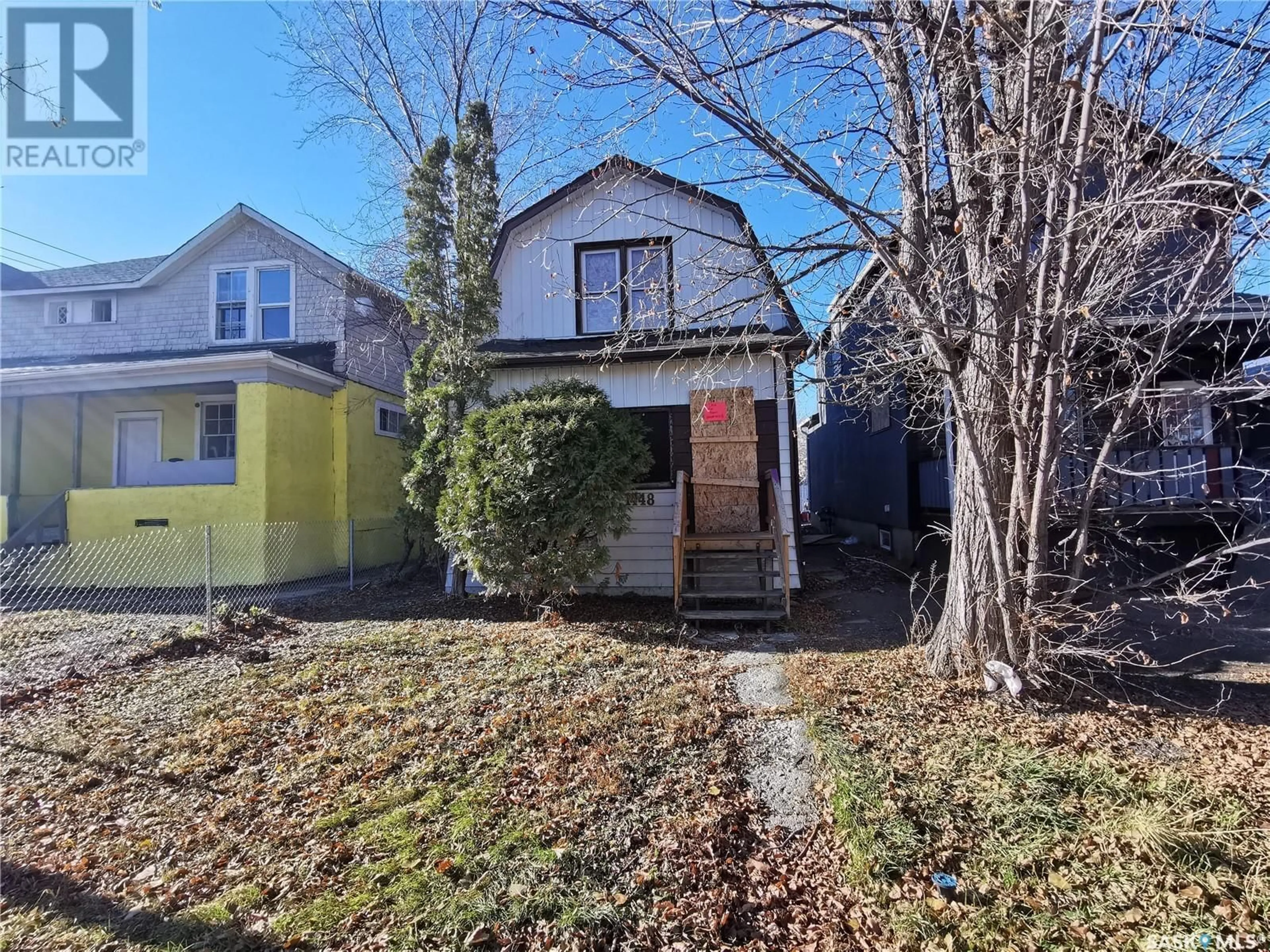 A pic from outside/outdoor area/front of a property/back of a property/a pic from drone, street for 1448 ELPHINSTONE STREET, Regina Saskatchewan S4T3M6