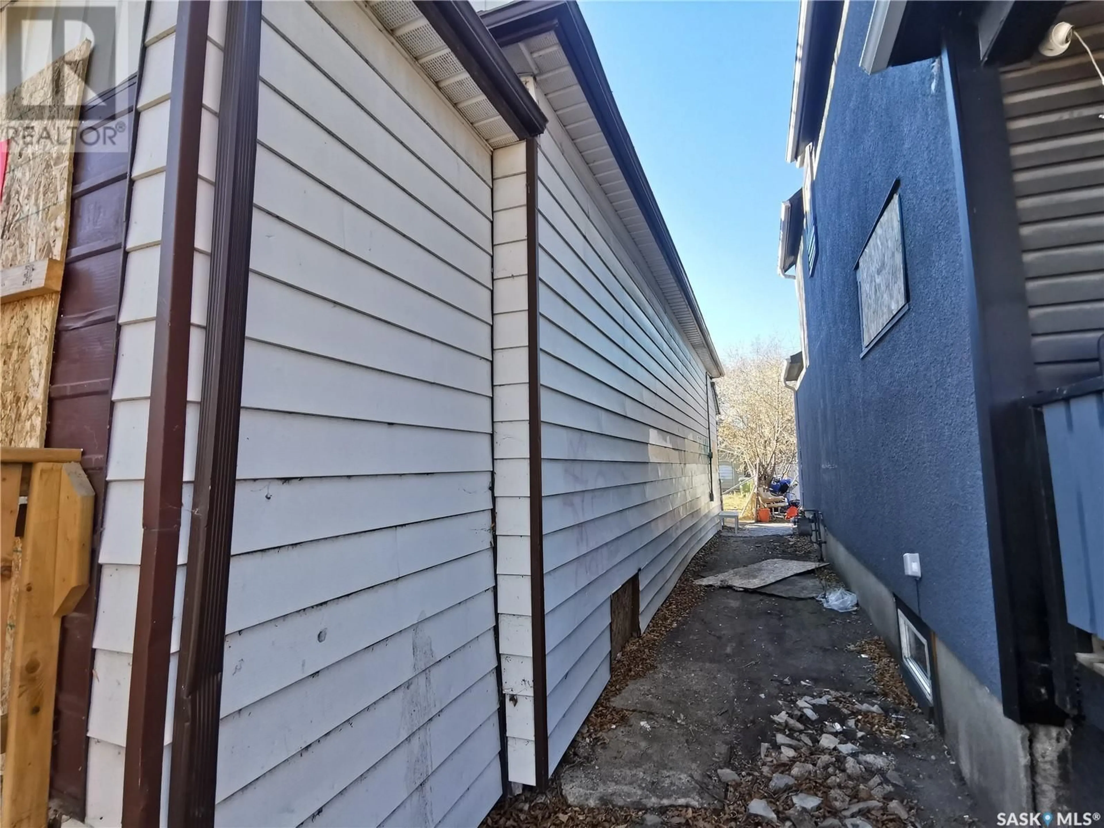 Unknown for 1448 ELPHINSTONE STREET, Regina Saskatchewan S4T3M6