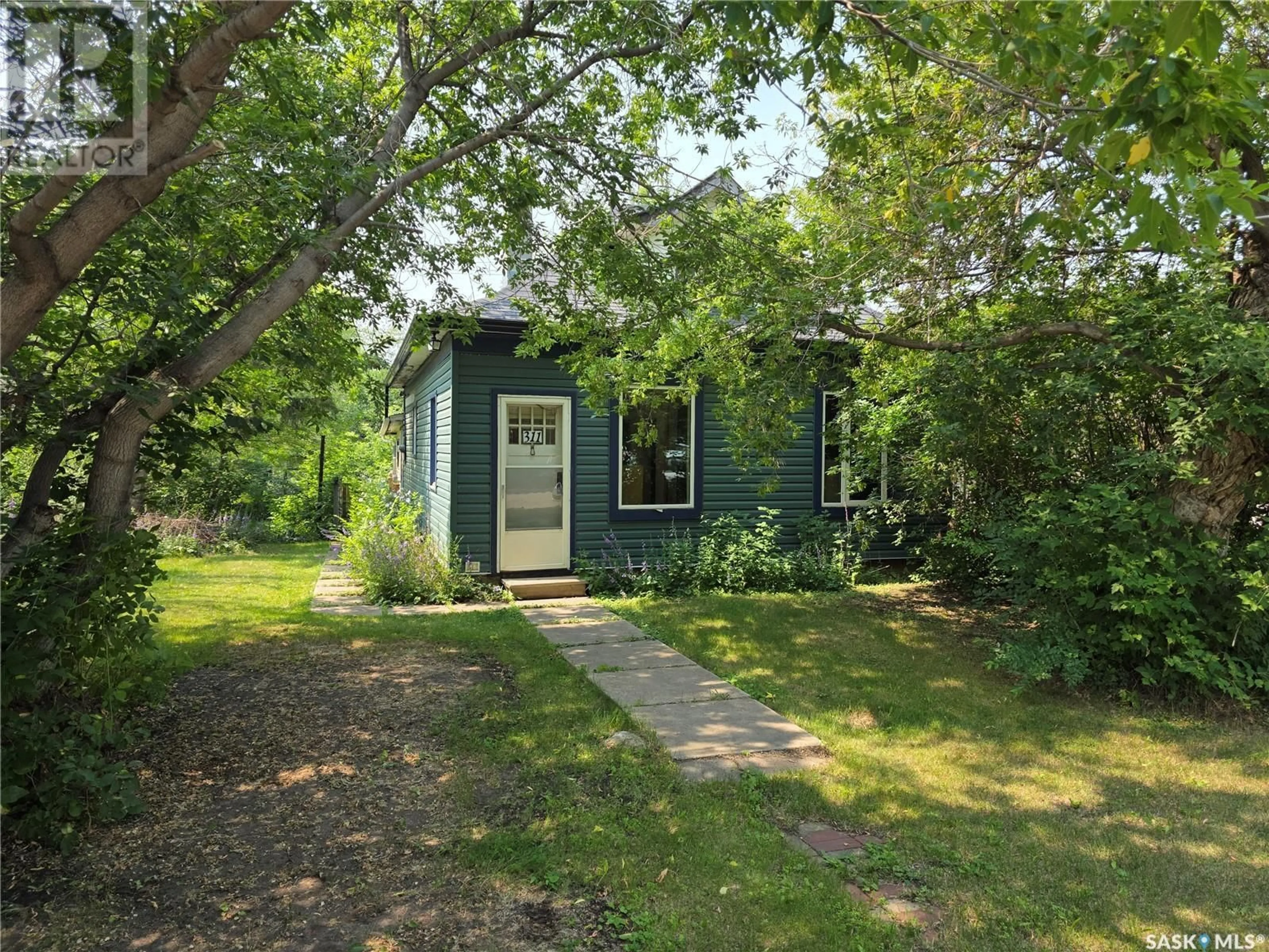 Shed for 311 5TH STREET, Wynyard Saskatchewan S0A4T0