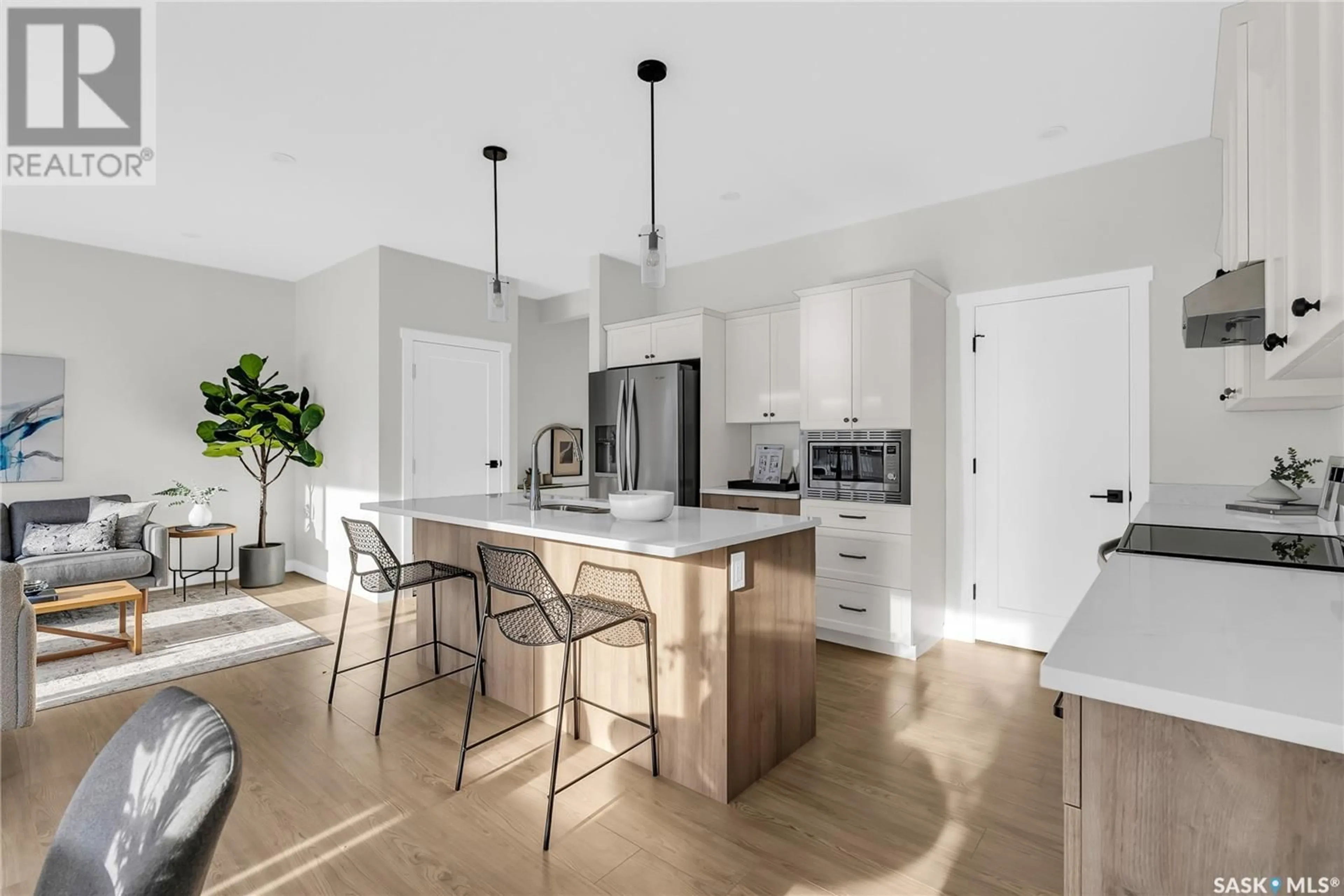 Open concept kitchen, unknown for 350 KATZ AVENUE, Saskatoon Saskatchewan S7V1Y6