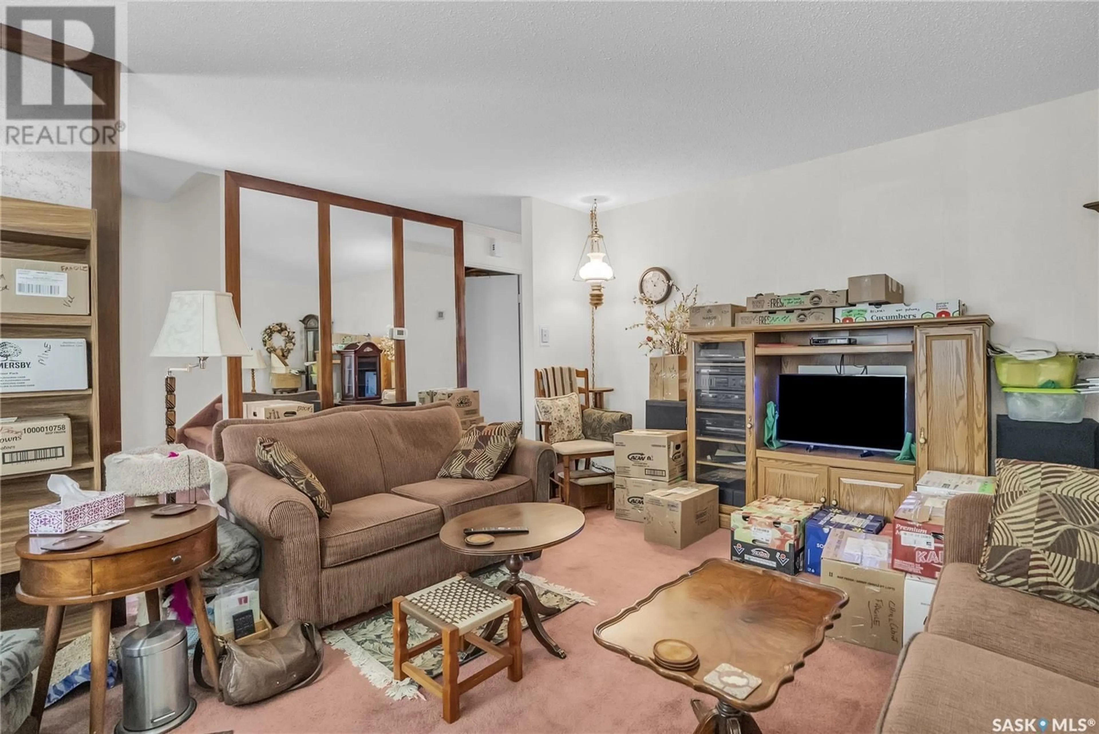 Living room with furniture, unknown for 36 120 ACADIA DRIVE, Saskatoon Saskatchewan S7H3V2