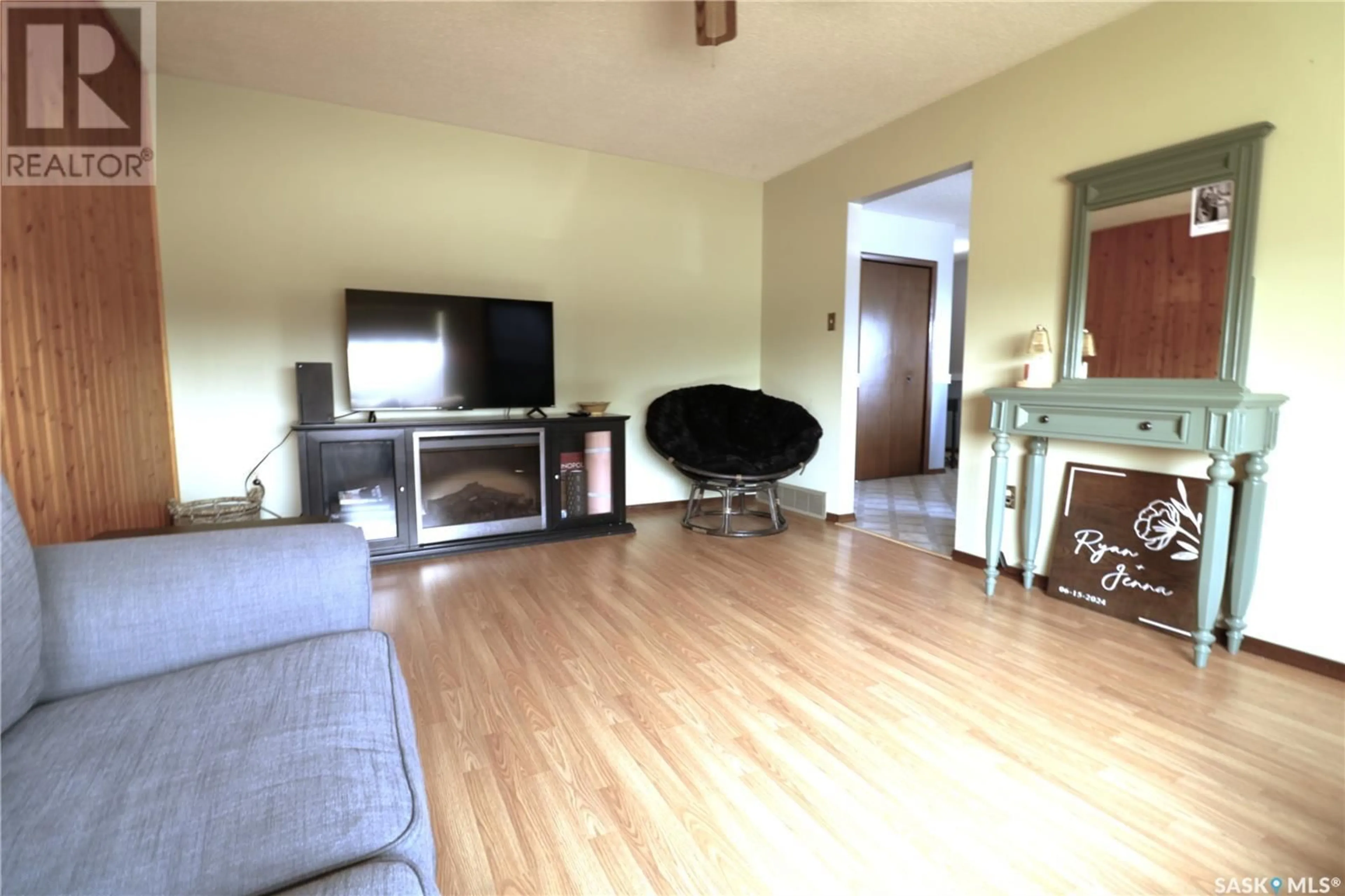 A pic of a room for 181 MAIN STREET, Grayson Saskatchewan S0A1E0