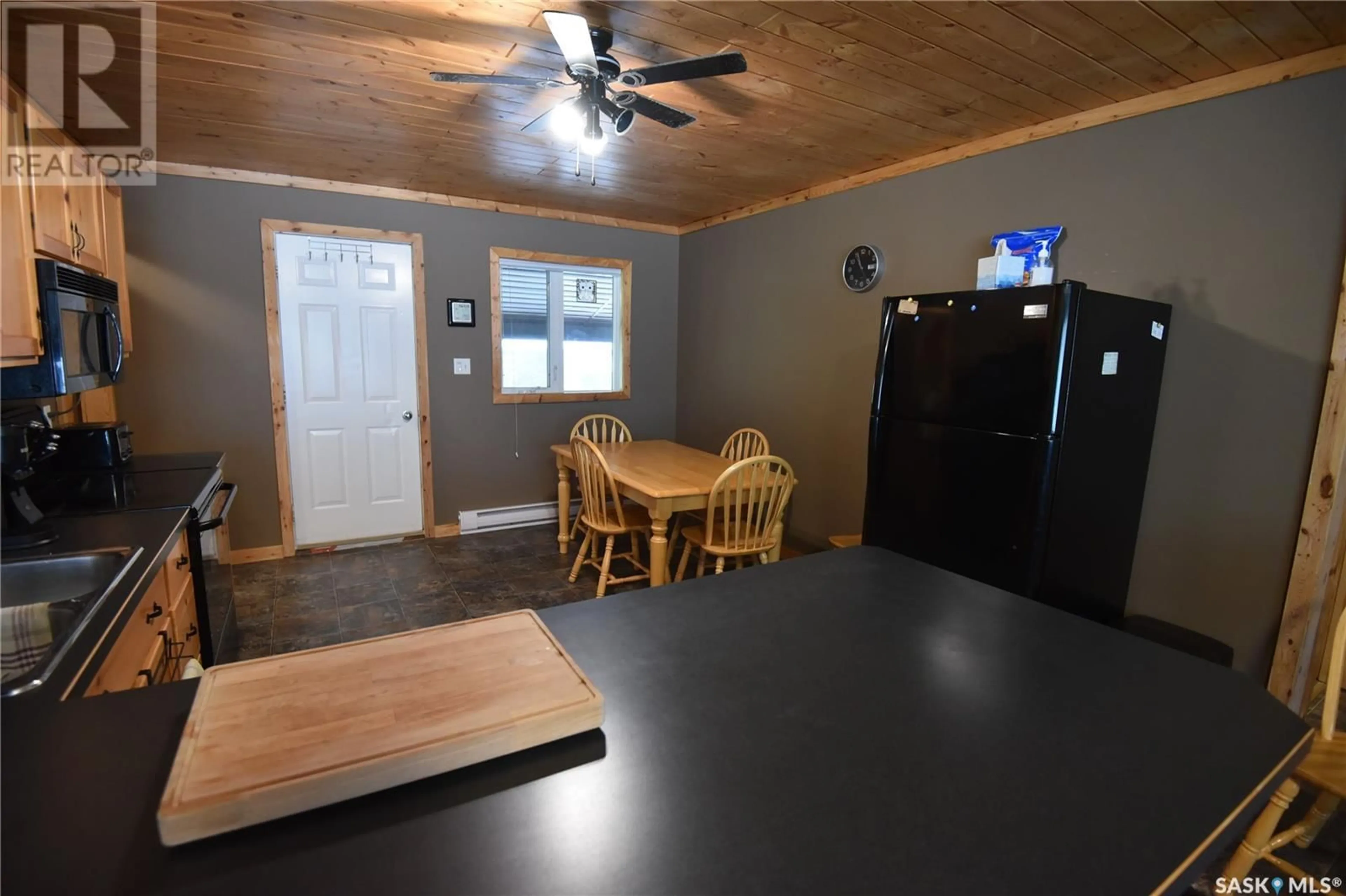 A pic of a room for 217 BIRCH DRIVE, Tobin Lake Saskatchewan S0J3B0