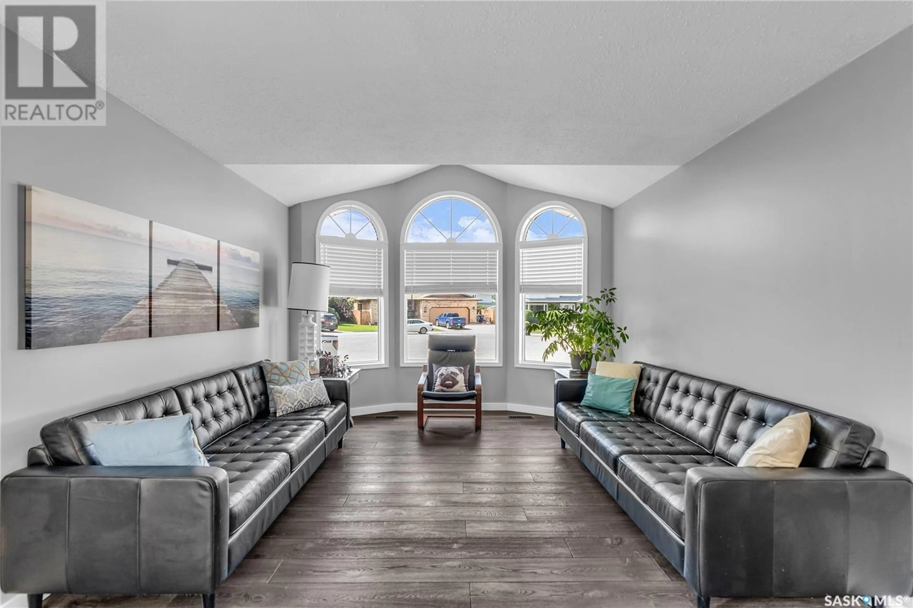 Living room with furniture, unknown for 219 NESSLIN TERRACE, Saskatoon Saskatchewan S7J4S2