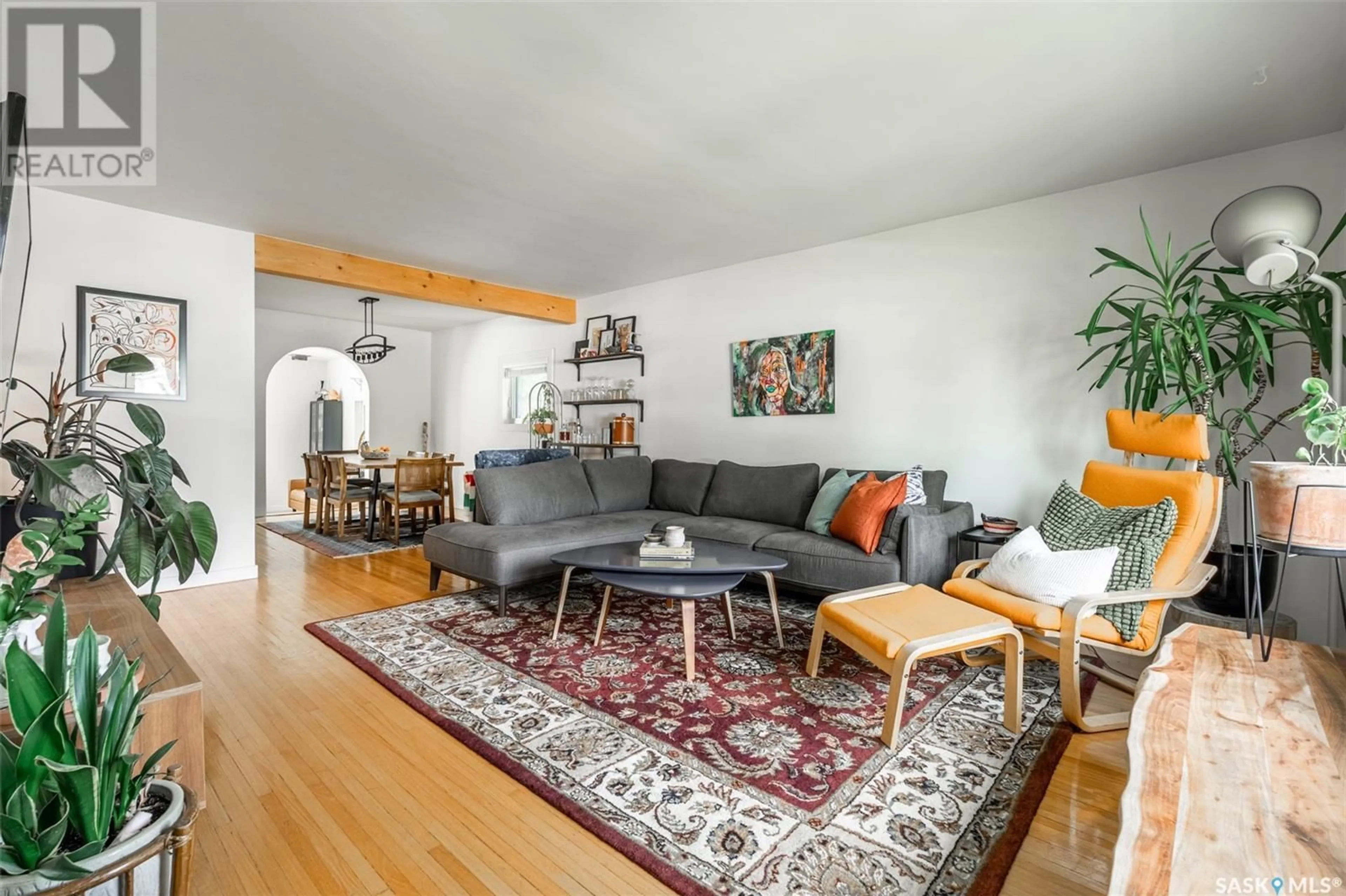 Living room with furniture, unknown for 618 2ND STREET, Saskatoon Saskatchewan S7H1P4