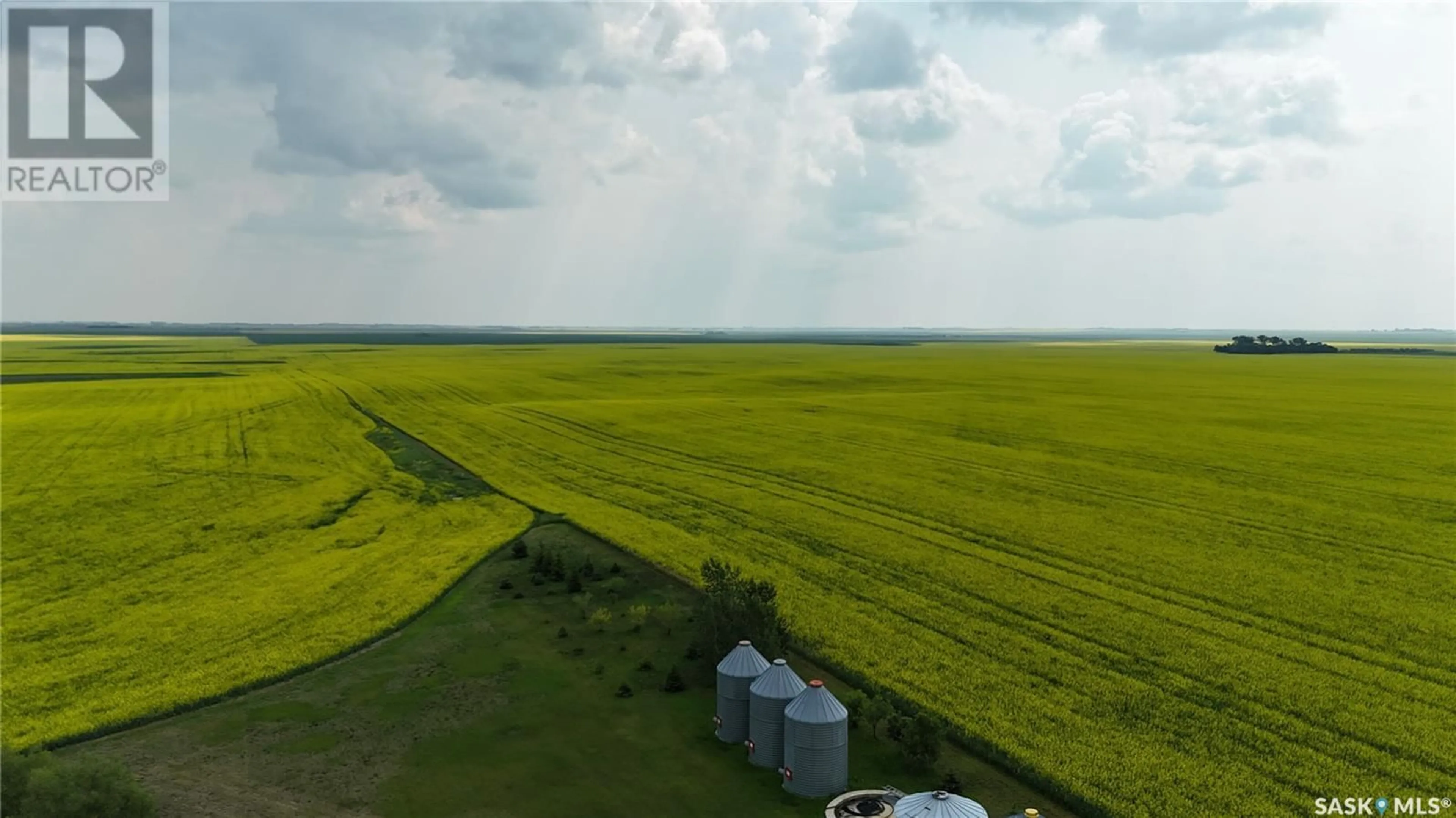A pic from outside/outdoor area/front of a property/back of a property/a pic from drone, unknown for KOZAN ACREAGE, Cupar Rm No. 218 Saskatchewan S0G0Y0