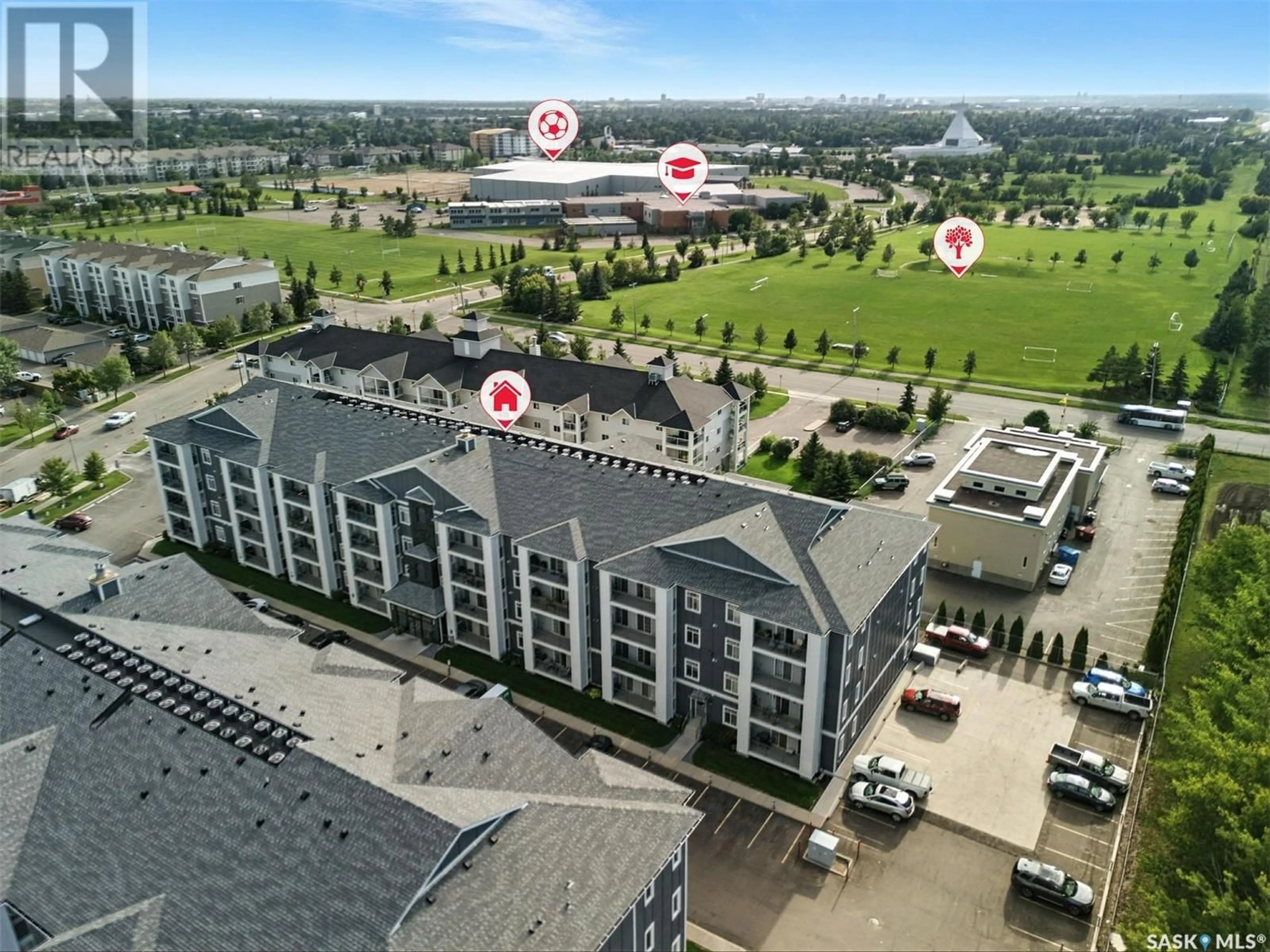 A pic from outside/outdoor area/front of a property/back of a property/a pic from drone, city buildings view from balcony for 211 333 NELSON ROAD, Saskatoon Saskatchewan S7S1P2