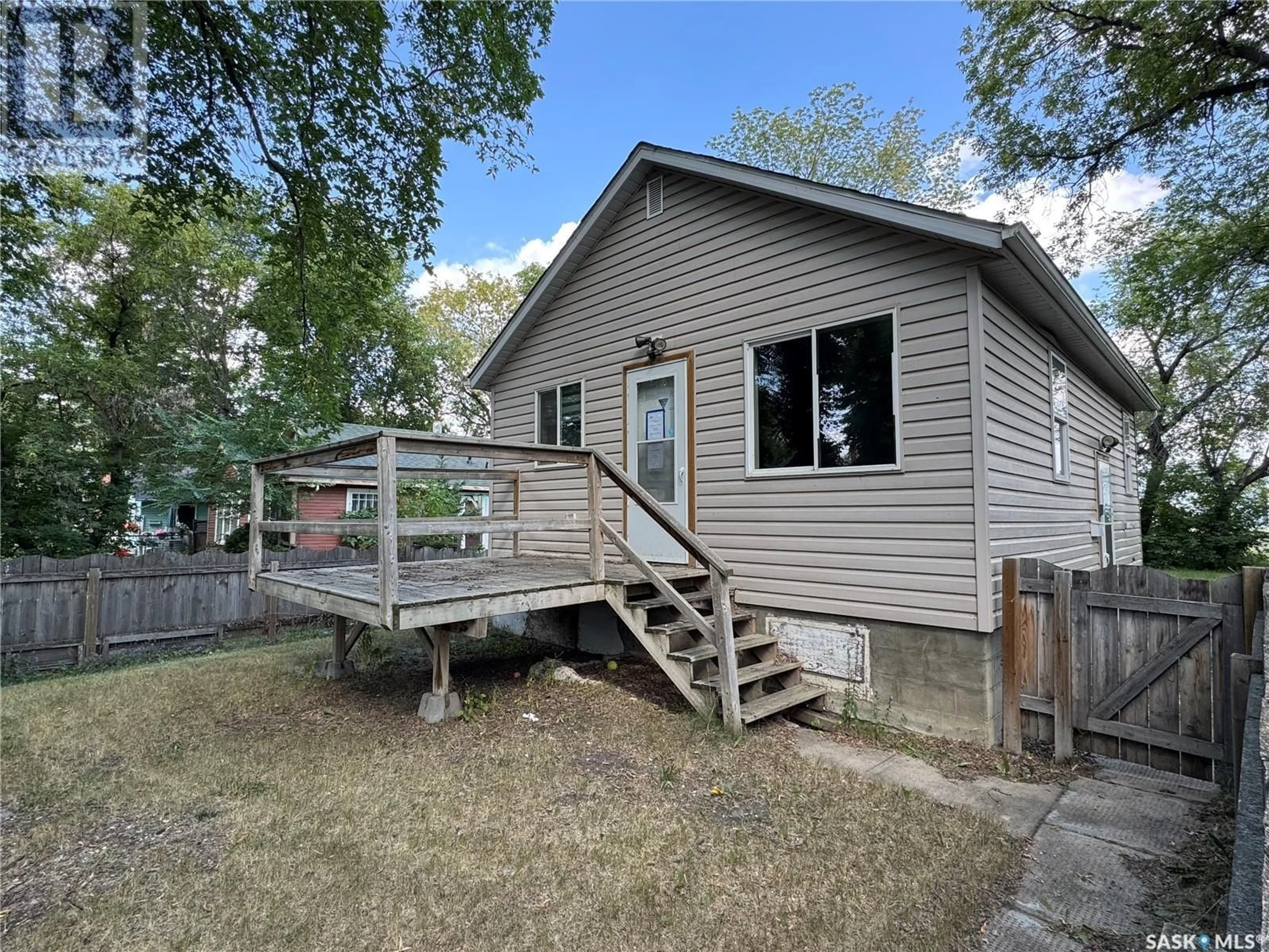 Unknown for 664 17TH STREET, Prince Albert Saskatchewan S6V3Y3