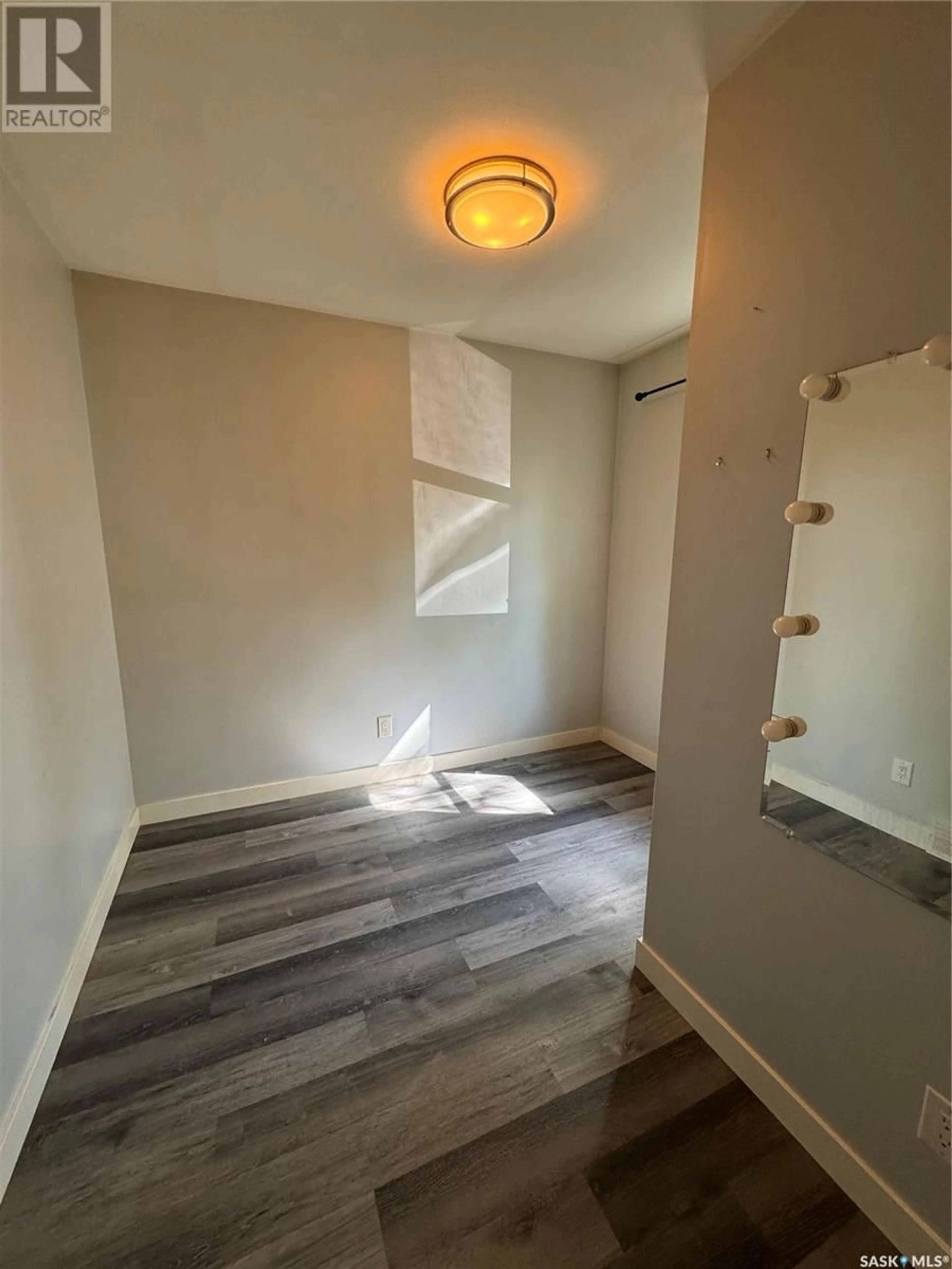 A pic of a room for 664 17TH STREET, Prince Albert Saskatchewan S6V3Y3