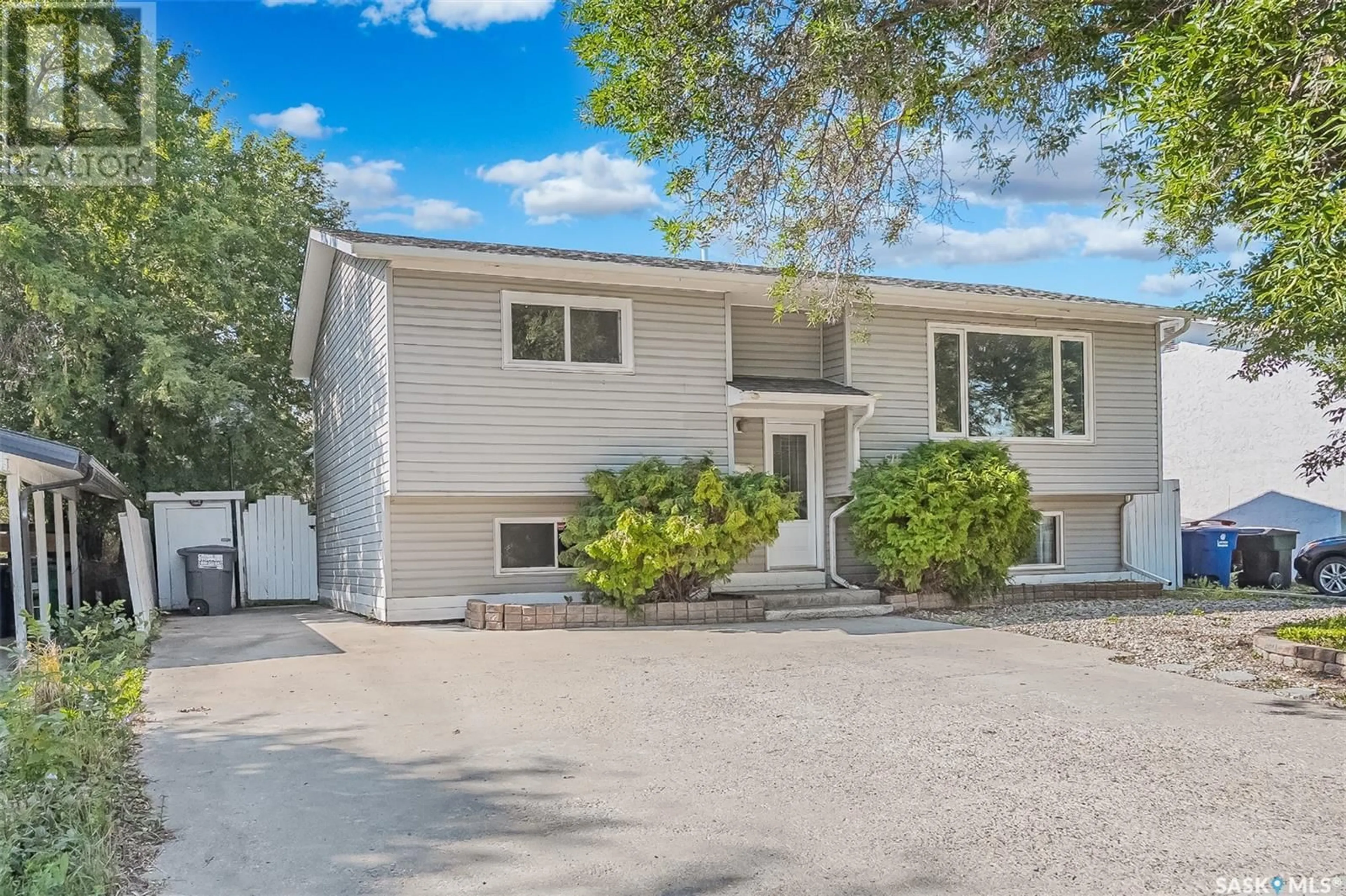 Unknown for 511 MICHENER WAY, Saskatoon Saskatchewan S7L5V3
