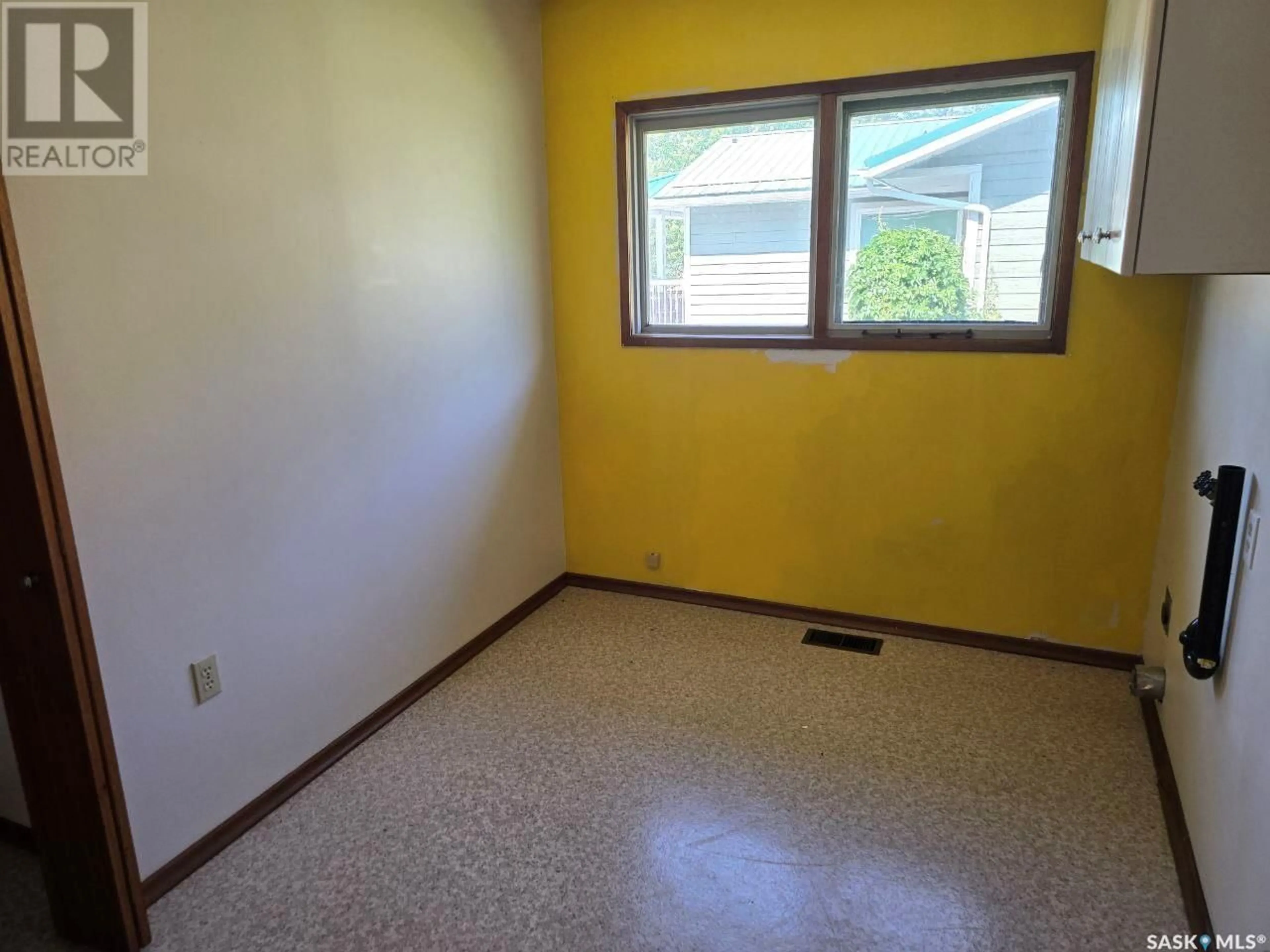 A pic of a room for 104 REGIONAL PARK ROAD, Middle Lake Saskatchewan S0K0J9