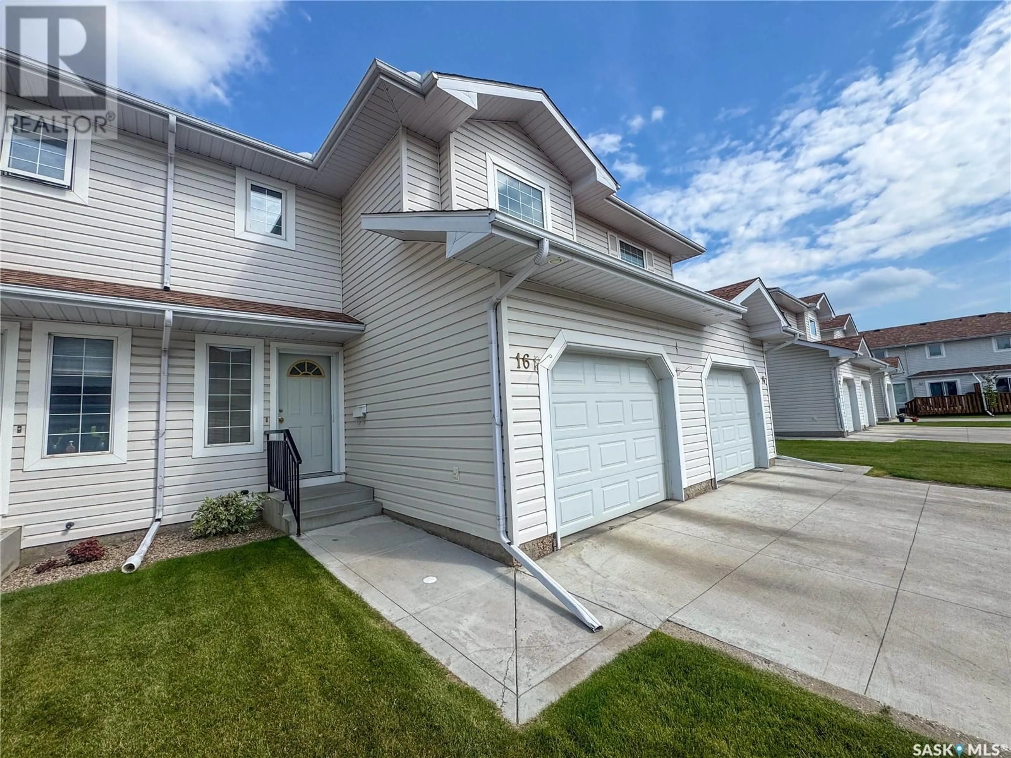Unknown for 16 - 1620 OLIVE DIEFENBAKER DRIVE, Prince Albert Saskatchewan S6V1C5