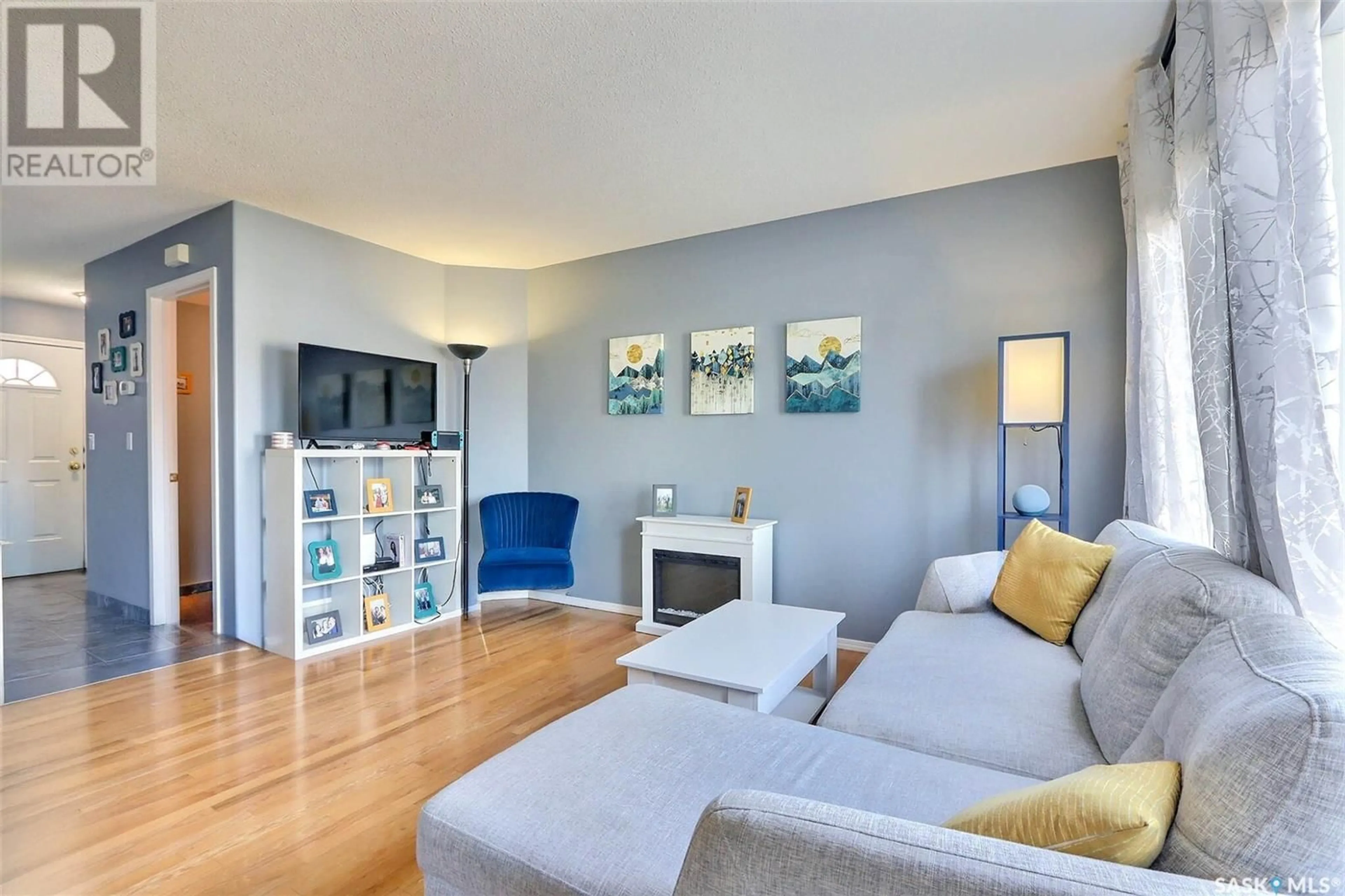 Living room with furniture, unknown for 16 - 1620 OLIVE DIEFENBAKER DRIVE, Prince Albert Saskatchewan S6V1C5