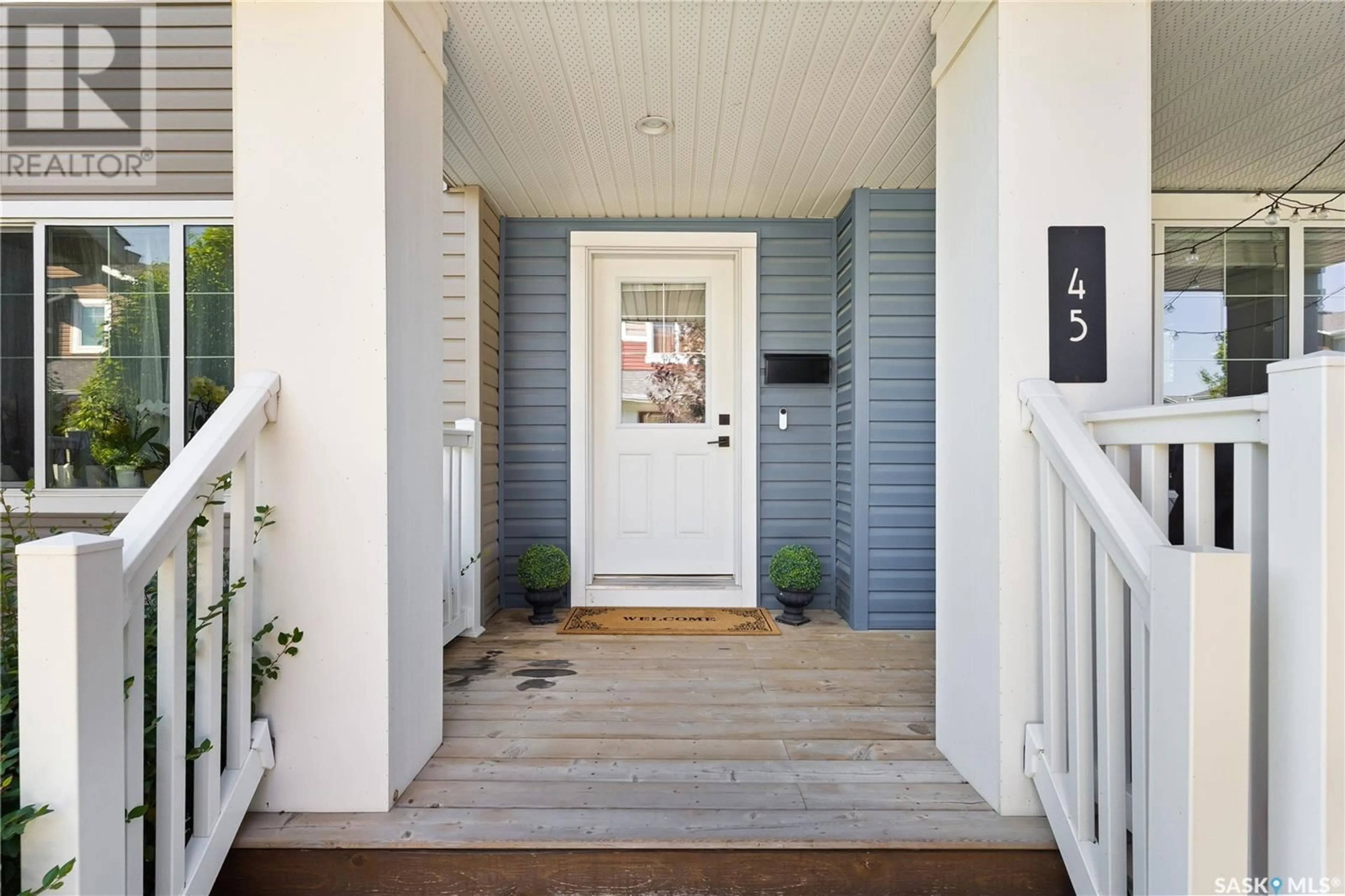 Indoor entryway for 45 - 5652 GORDON ROAD, Regina Saskatchewan S4W0M1