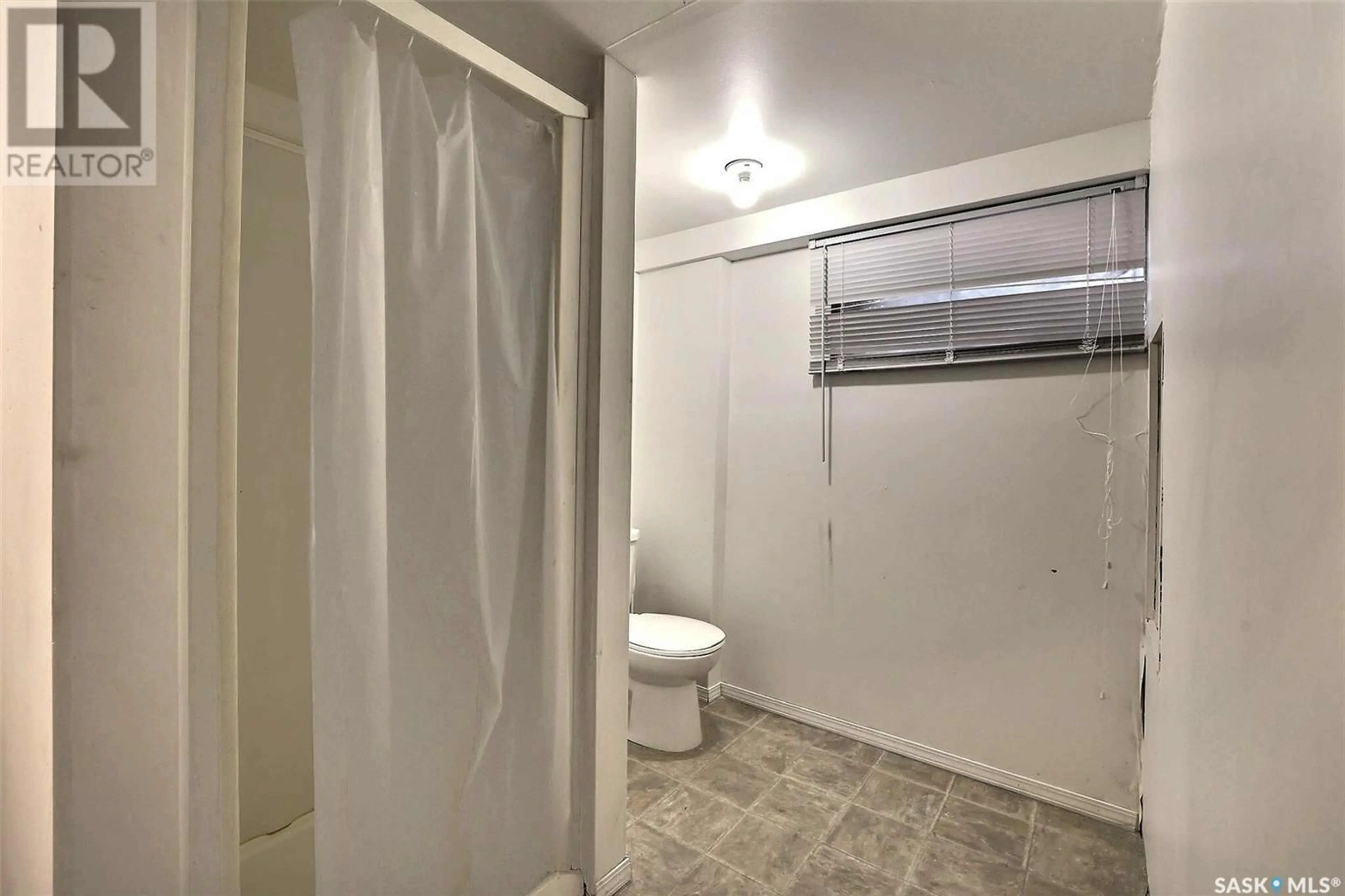 A pic of a room for 2263 OSLER STREET, Regina Saskatchewan S4P1W9