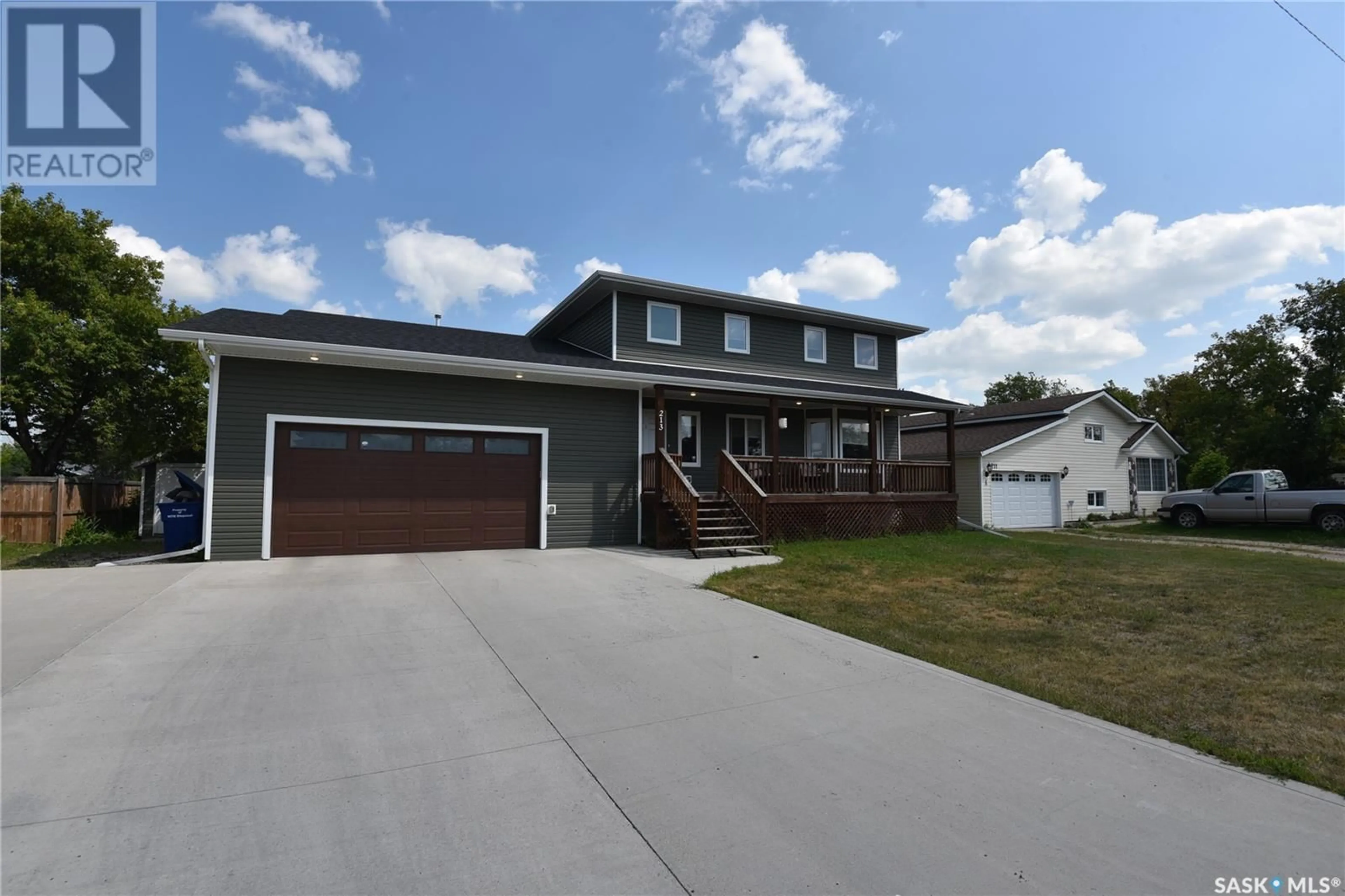 Home with vinyl exterior material, street for 213 3RD STREET, Nipawin Saskatchewan S0E1E0