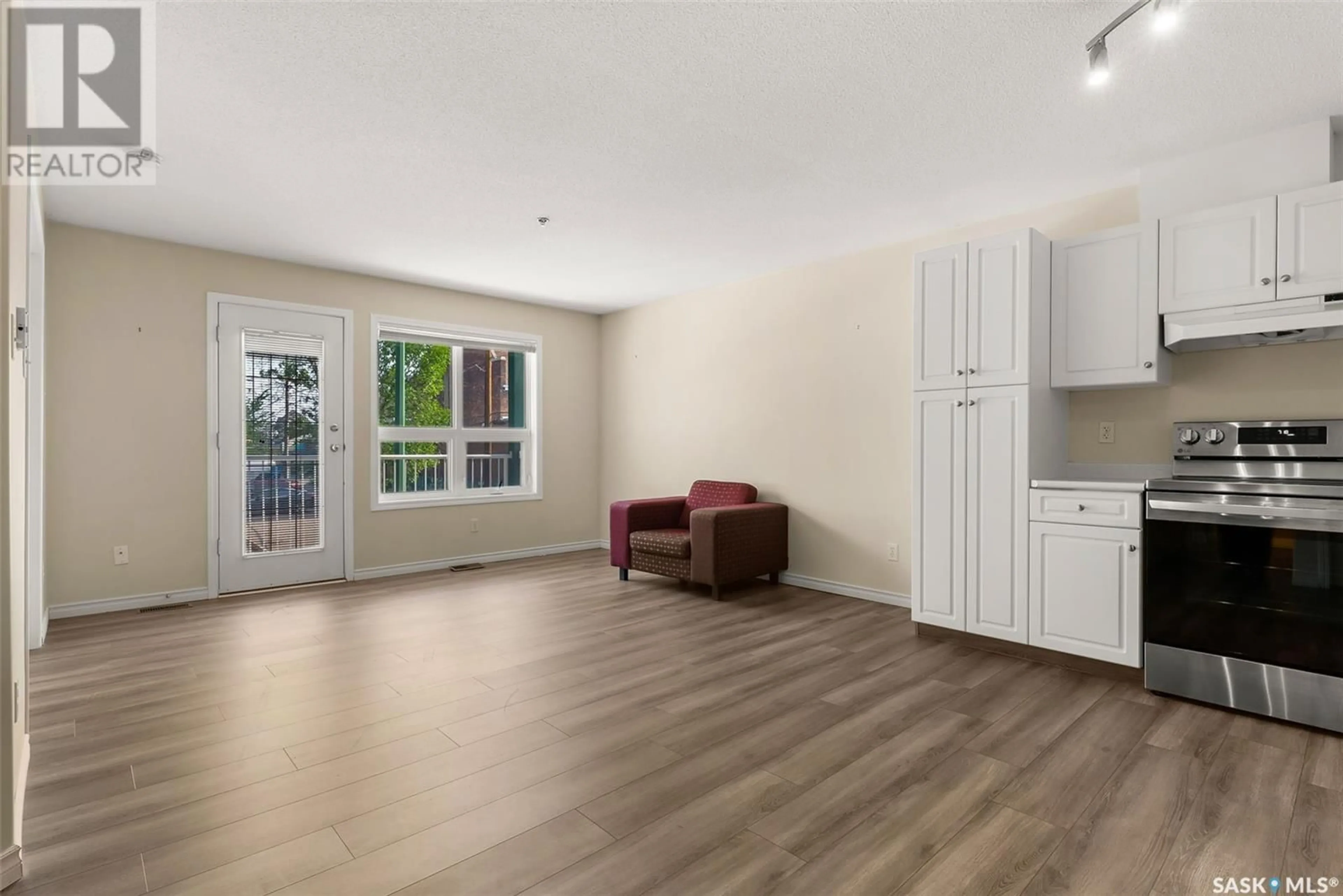 A pic of a room for 202 - 2203 ANGUS STREET, Regina Saskatchewan S4T2A3