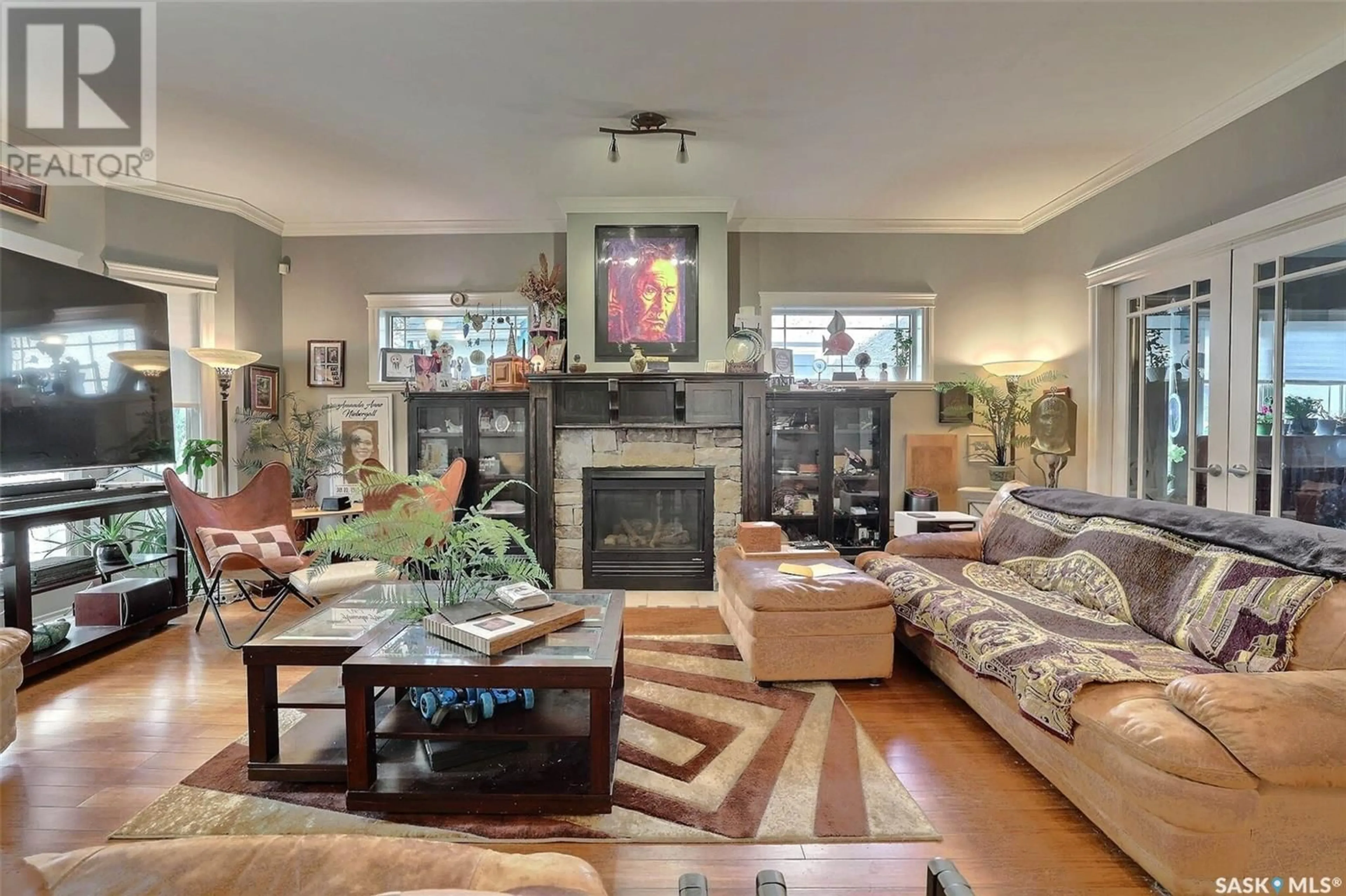 Living room with furniture, unknown for 1530 COLLEGE AVENUE, Regina Saskatchewan S4P1B5