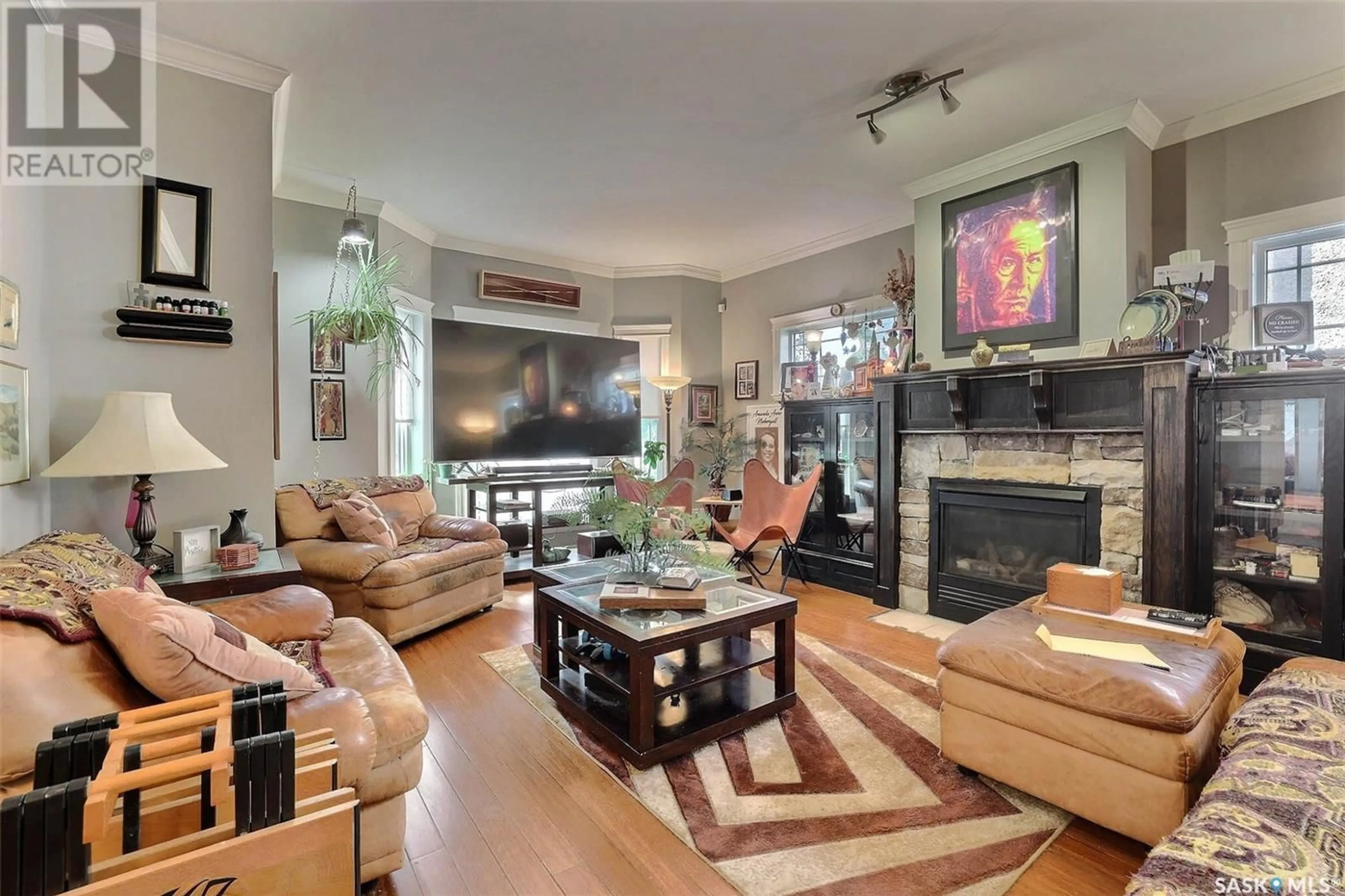 Living room with furniture, unknown for 1530 COLLEGE AVENUE, Regina Saskatchewan S4P1B5