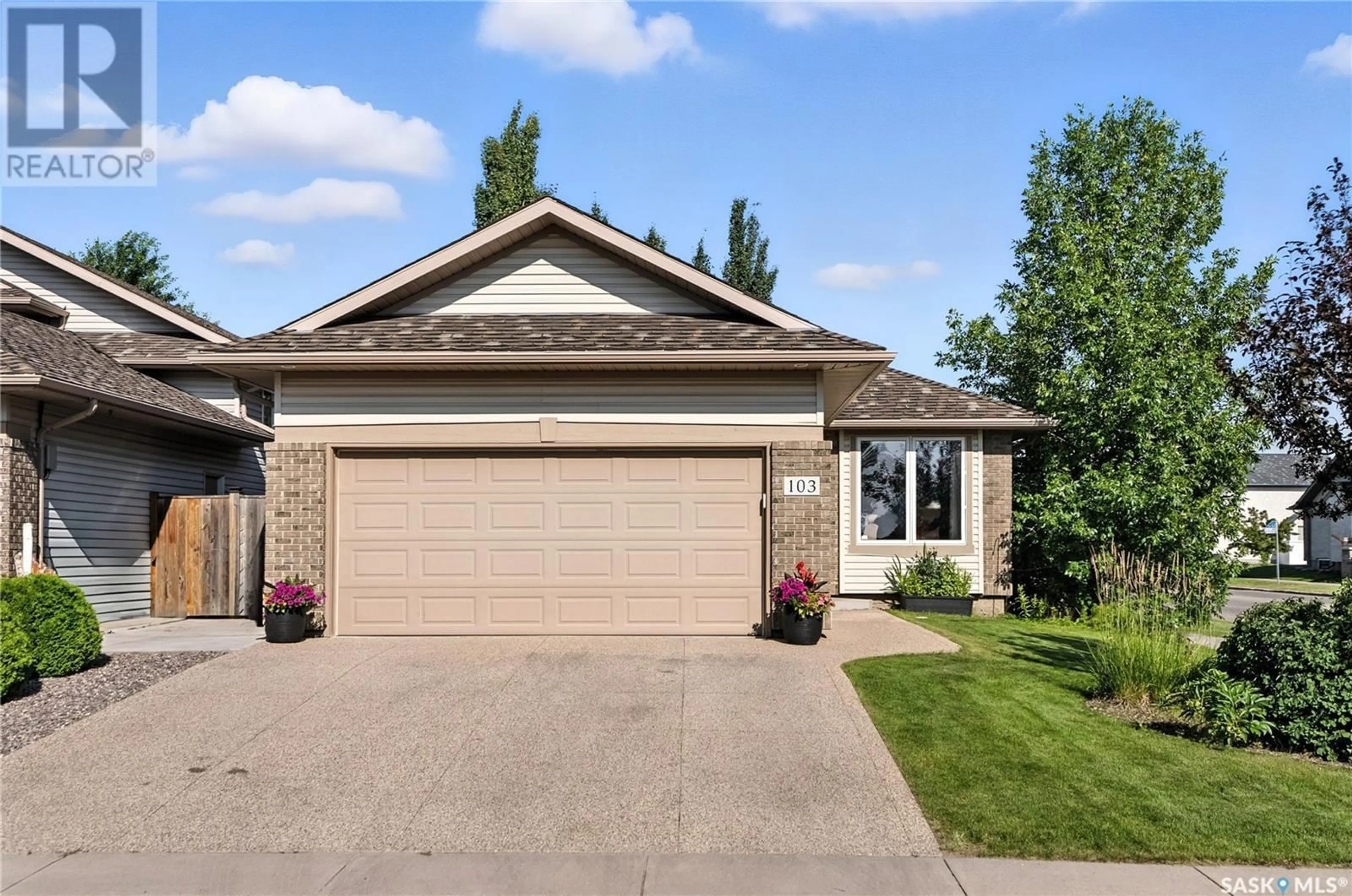 Unknown for 103 DULMAGE CRESCENT, Saskatoon Saskatchewan S7T0C7