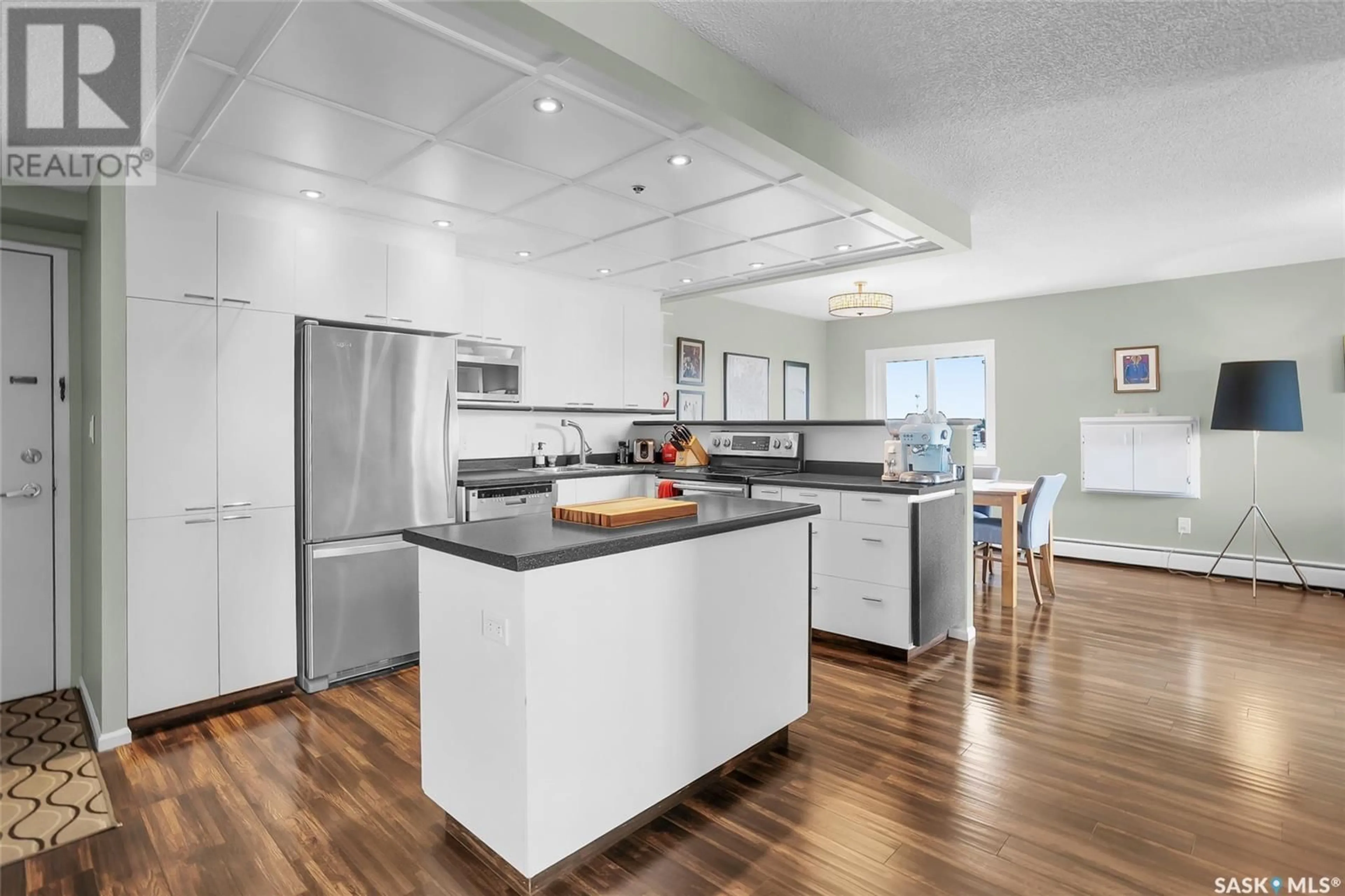 Open concept kitchen, unknown for N - 601 525 3RD AVENUE, Saskatoon Saskatchewan S7K2J6