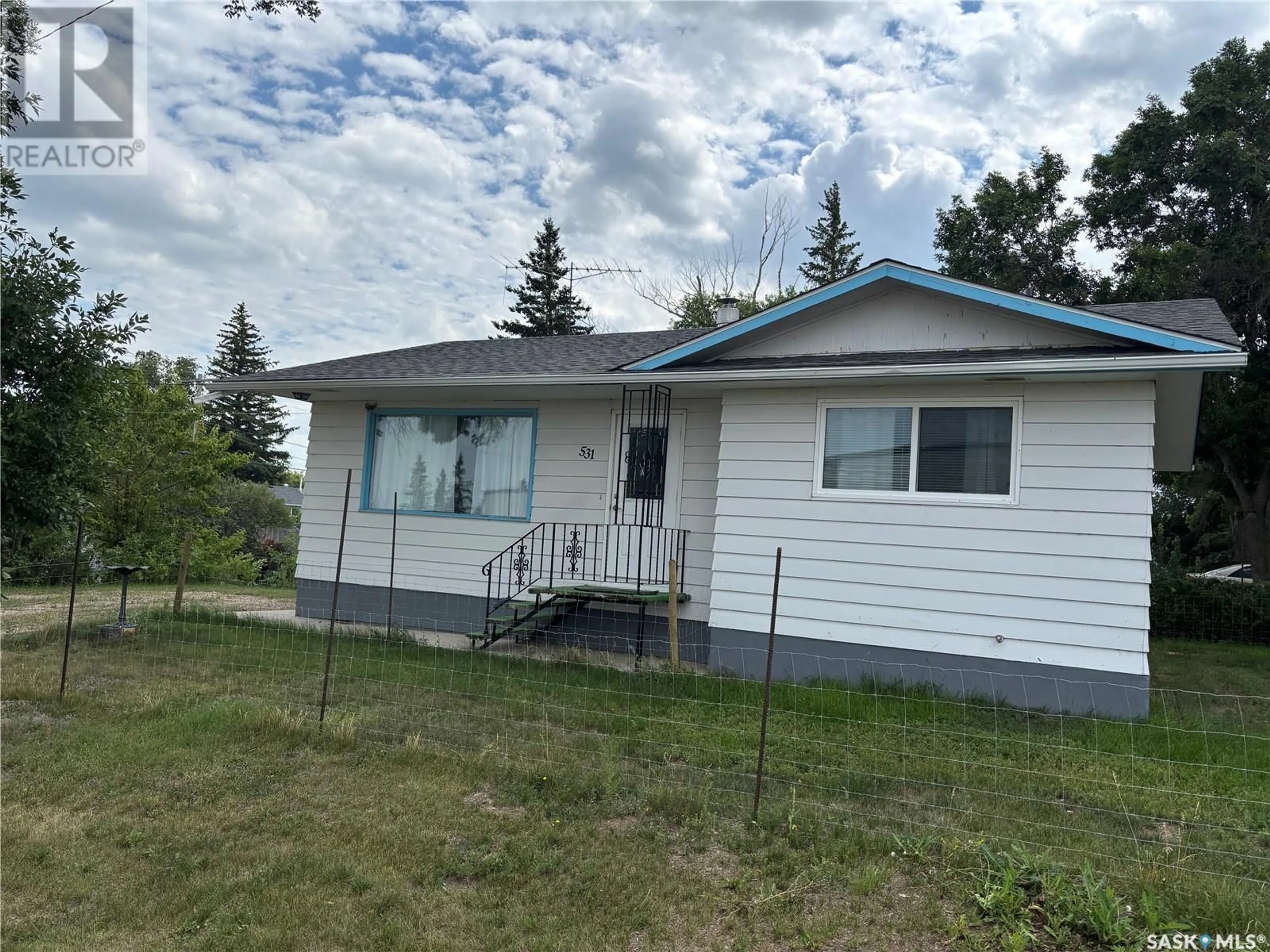 Home with vinyl exterior material, street for 531 ANNABLE STREET, Herbert Saskatchewan S0H2A0
