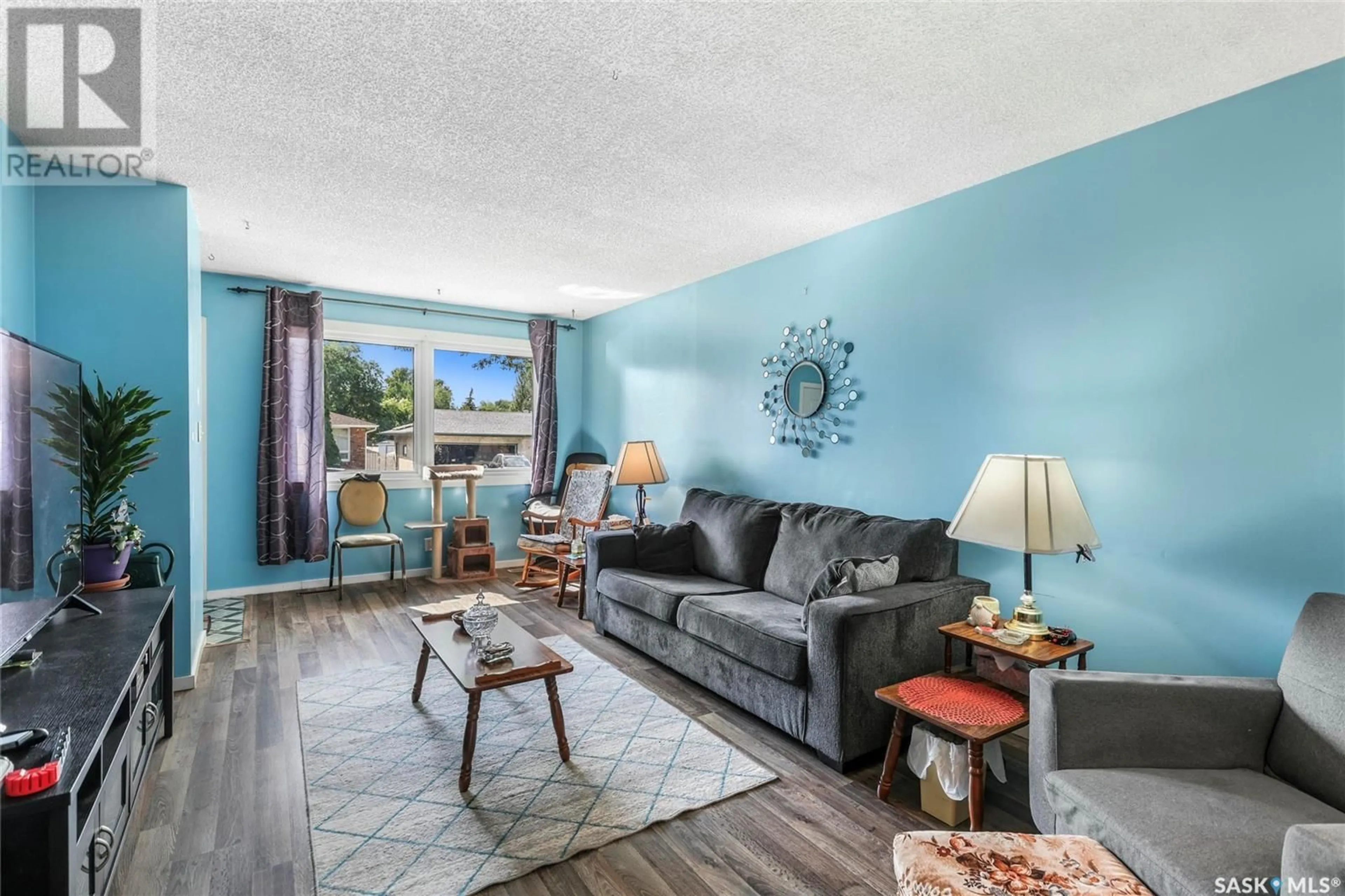 Living room with furniture, unknown for 206 LLOYD CRESCENT, Regina Saskatchewan S4R5W8