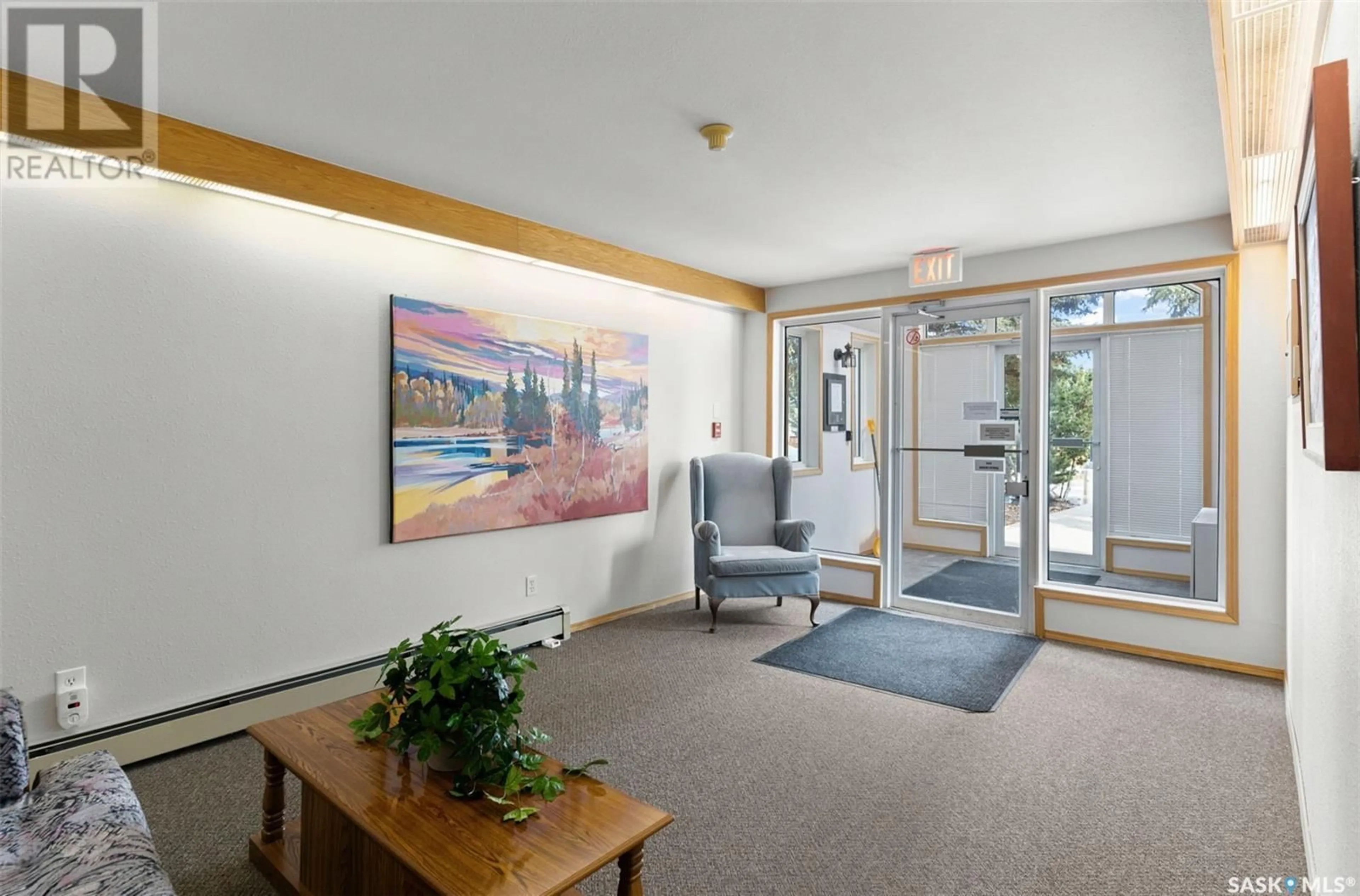 Indoor foyer for 101 214 ROSS AVENUE, Dalmeny Saskatchewan S0K1E0
