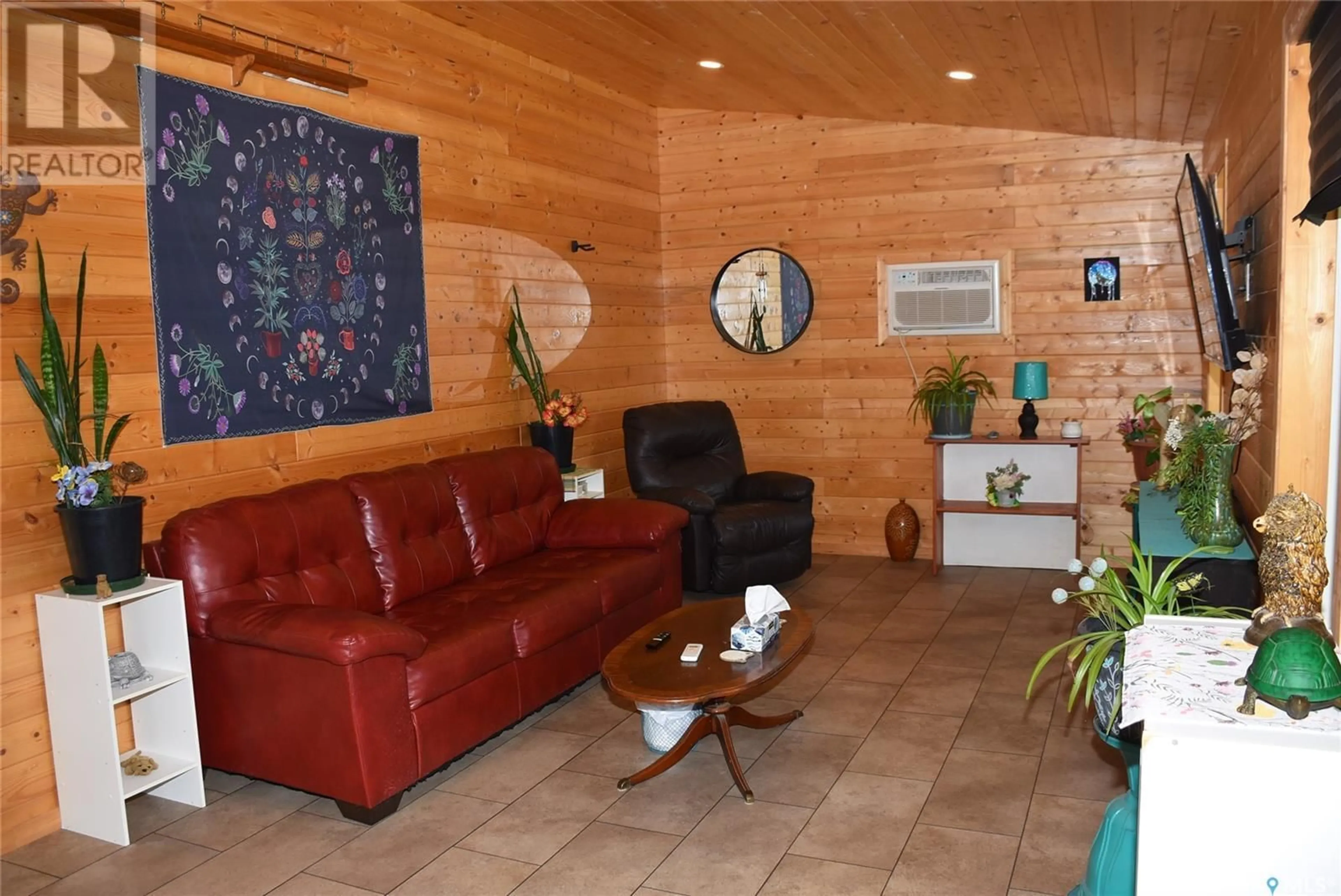 Lobby for 719 PASQUA LAKE ROAD, North Qu'Appelle Rm No. 187 Saskatchewan S0G1S0