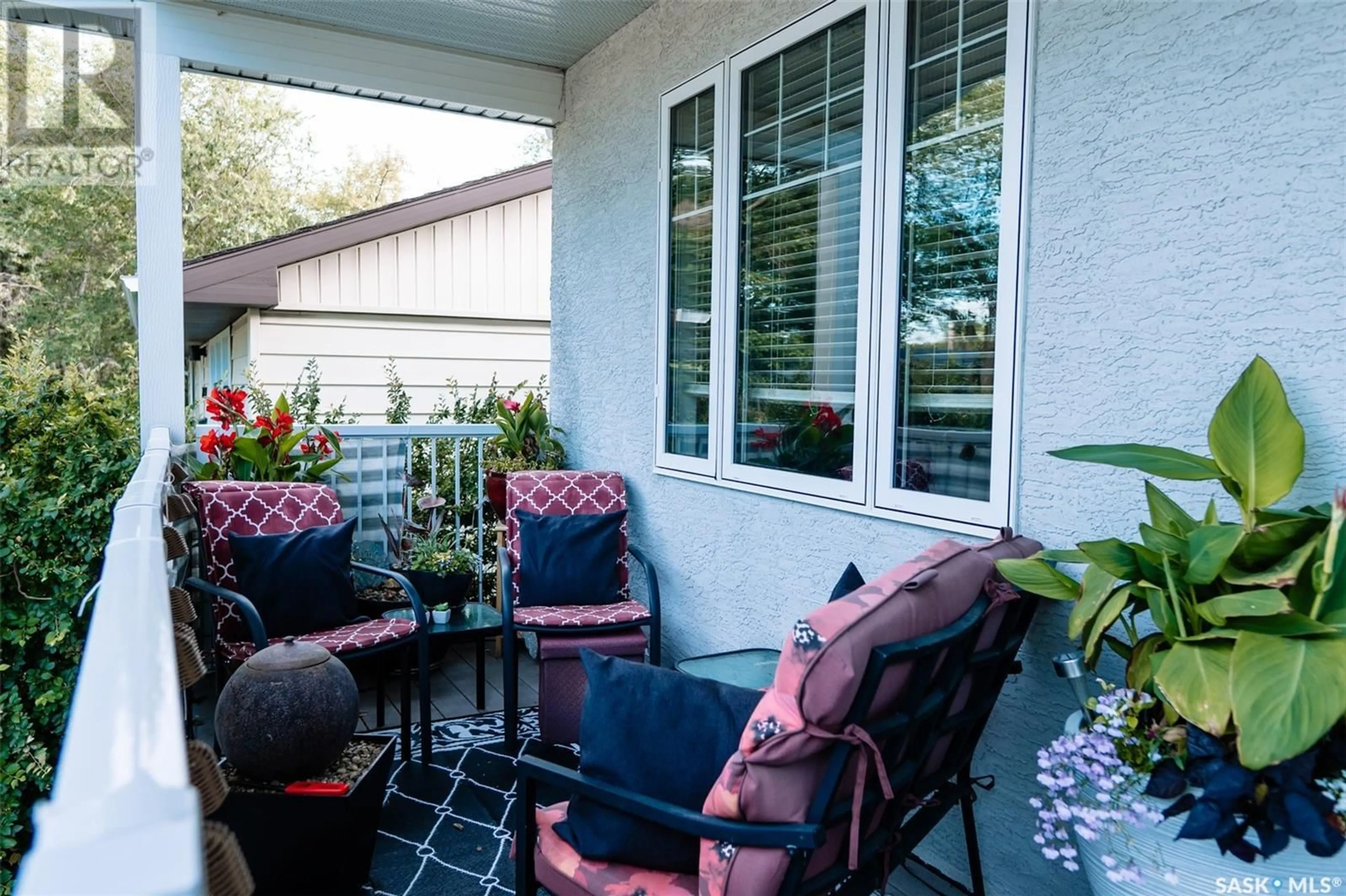 Patio, unknown for 2714 FRANCIS STREET, Regina Saskatchewan S4N2R3