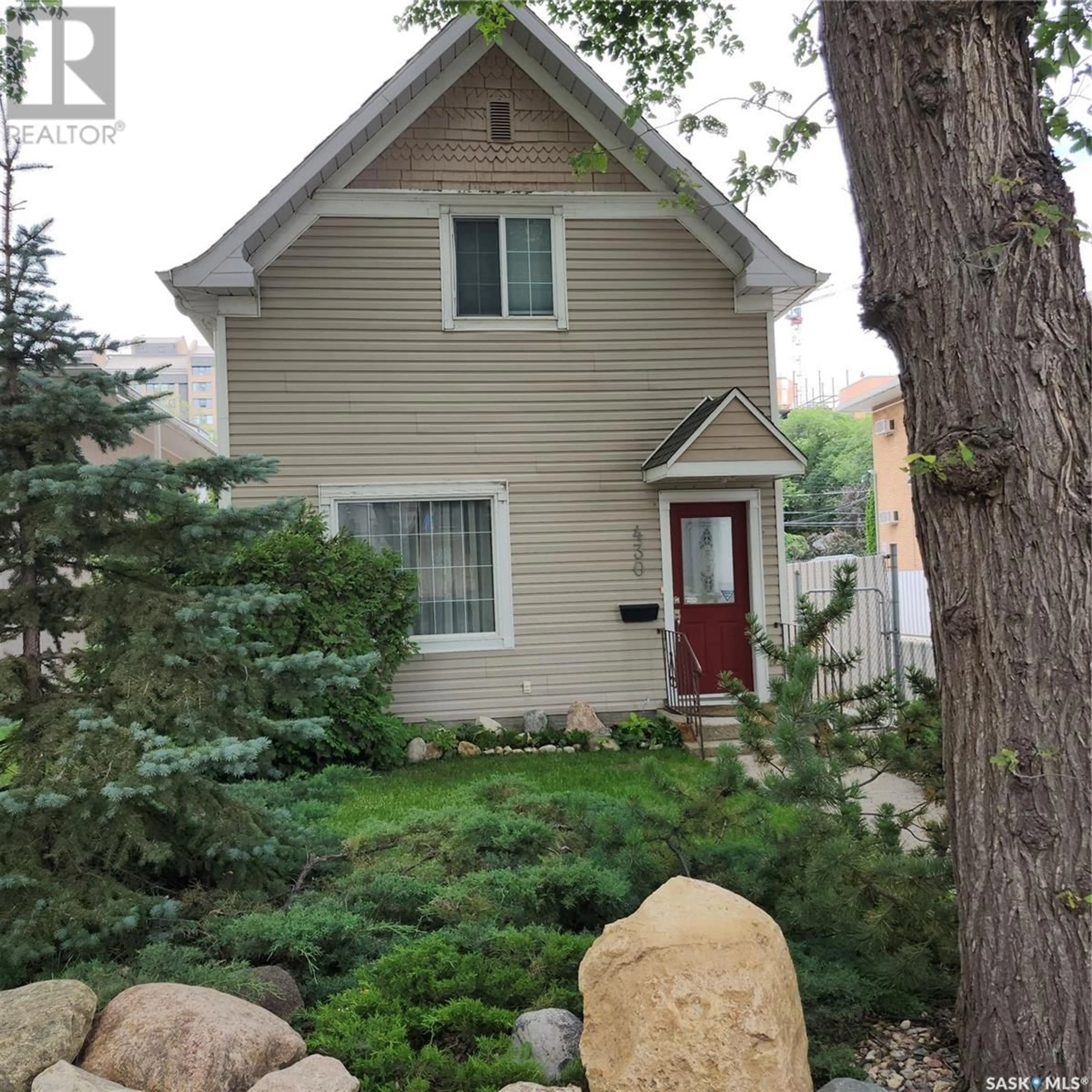 Unknown for 430 3RD AVENUE, Saskatoon Saskatchewan S7K2J3