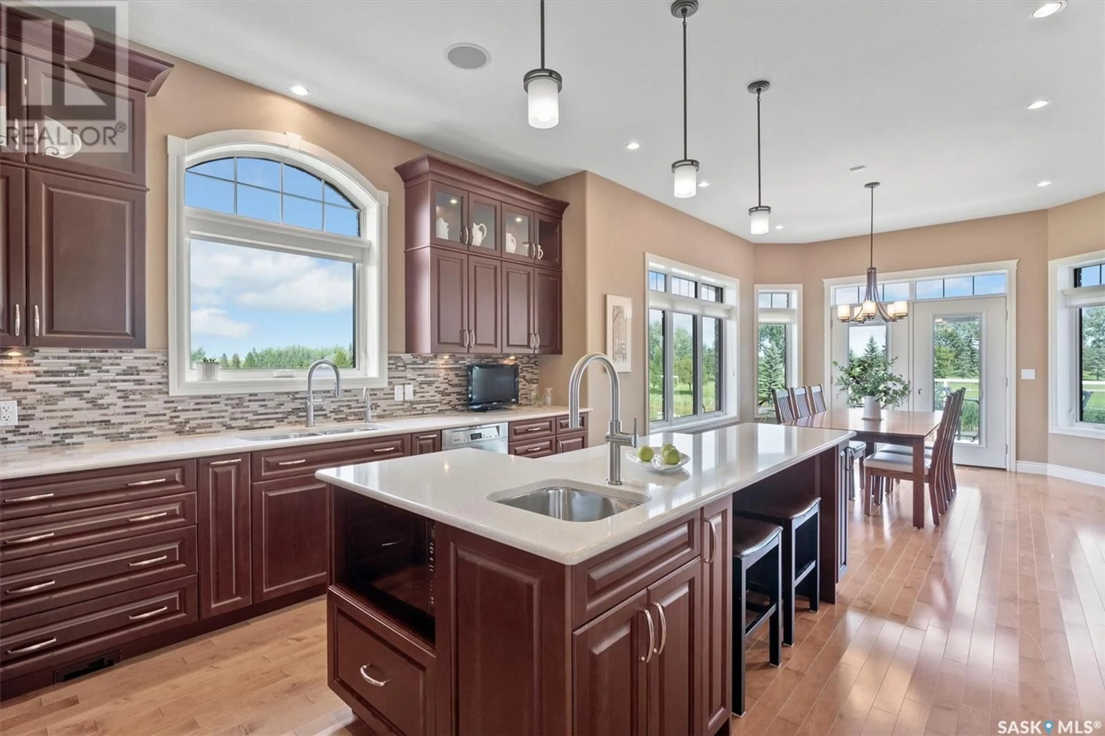 Open concept kitchen, ceramic/tile floor for 59 602 CARTWRIGHT STREET, Saskatoon Saskatchewan S7T0G4