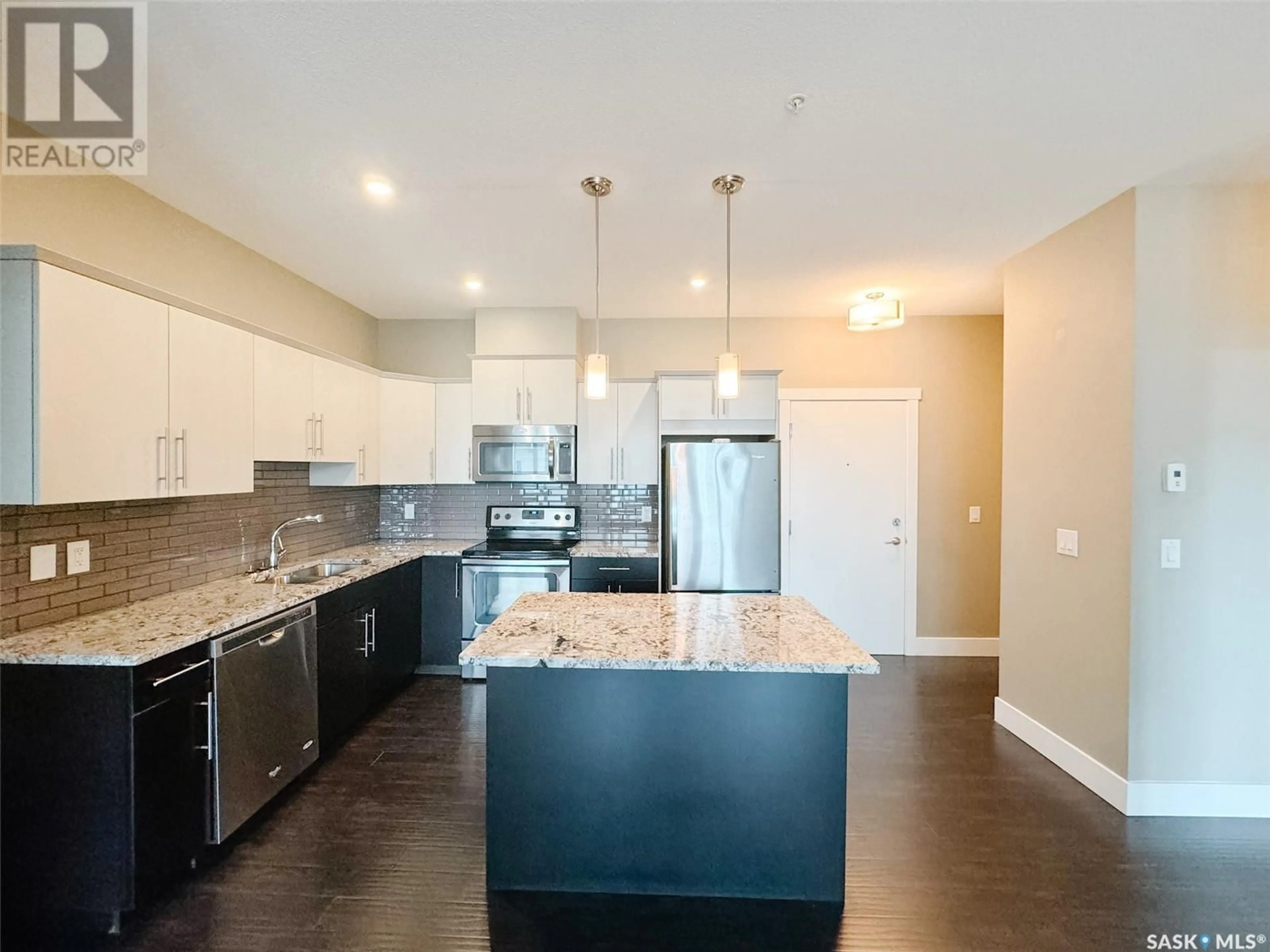 Open concept kitchen, unknown for 415 - 216 MANINGAS BEND, Saskatoon Saskatchewan S7W0T6