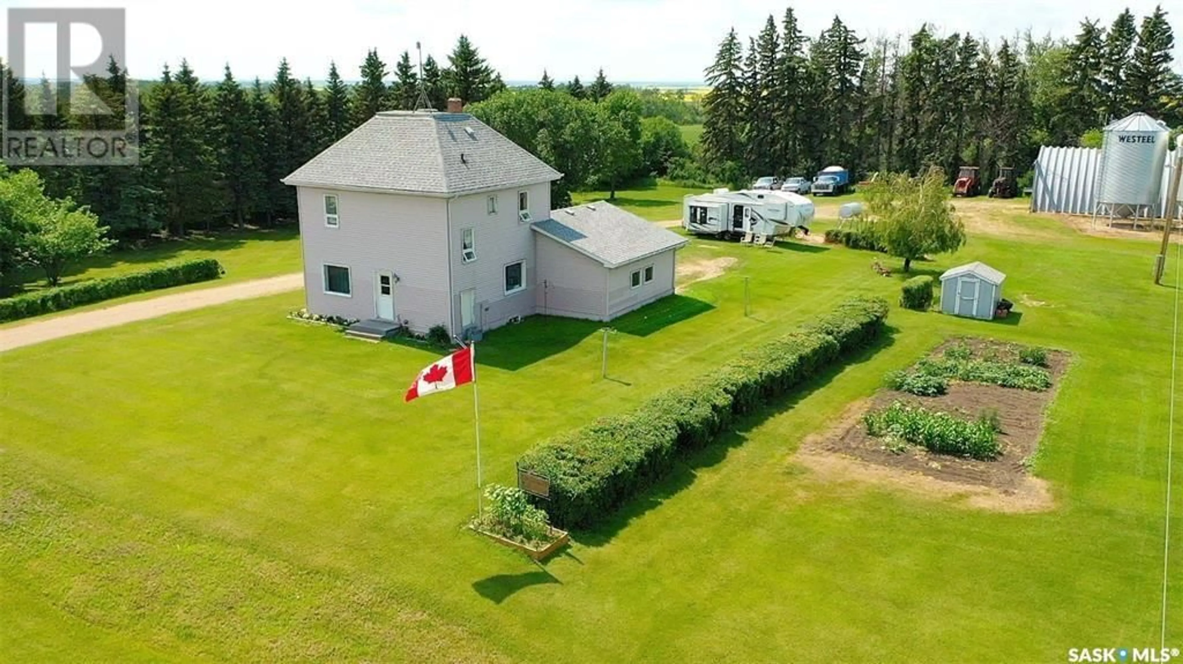 A pic from outside/outdoor area/front of a property/back of a property/a pic from drone, building for KENNY ACREAGE, Wolseley Rm No. 155 Saskatchewan S0G5H0