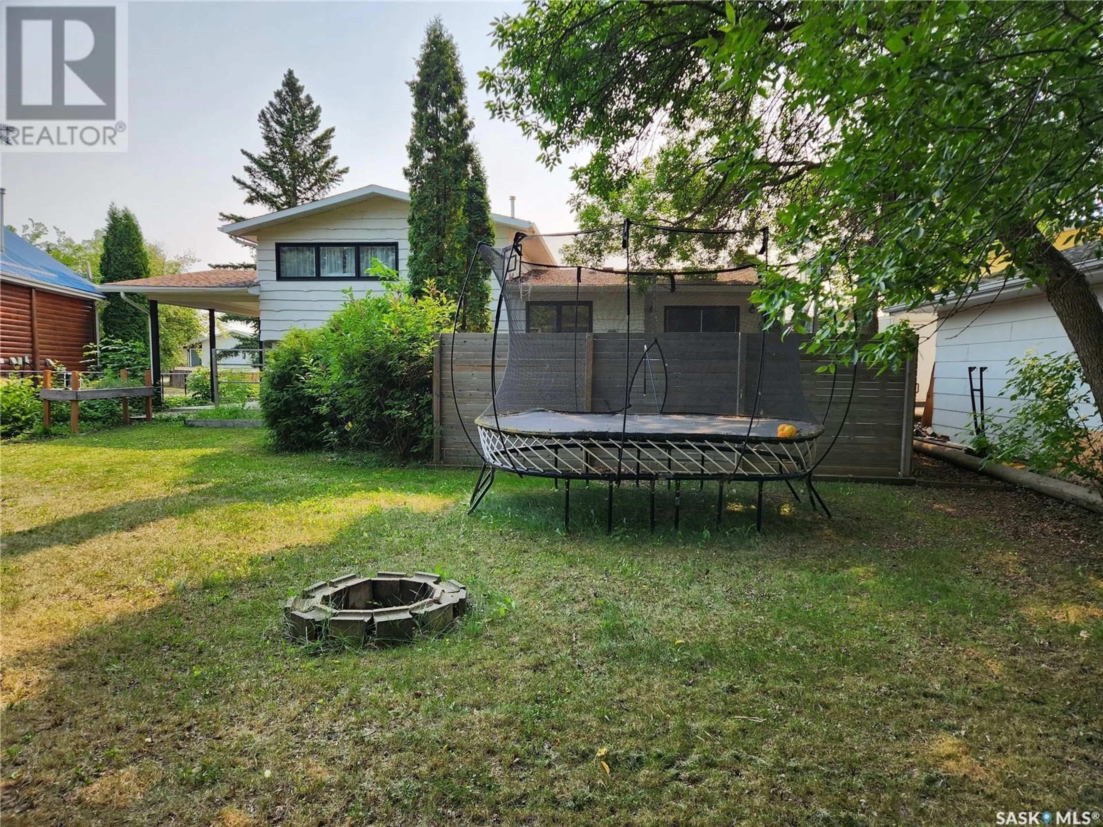 Patio, street for 1707 96TH STREET, Tisdale Saskatchewan S0E1T0