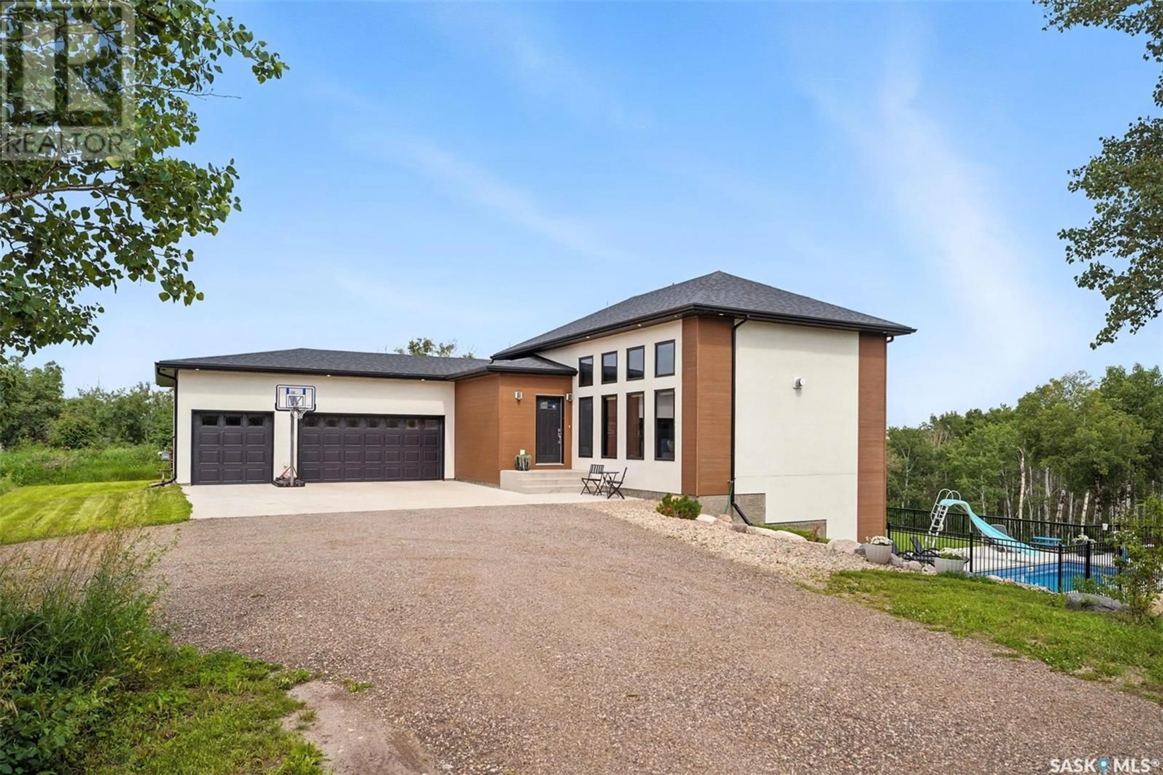 Home with brick exterior material, unknown for 20 SADDLE RIDGE DRIVE, Corman Park Rm No. 344 Saskatchewan S7K3J9