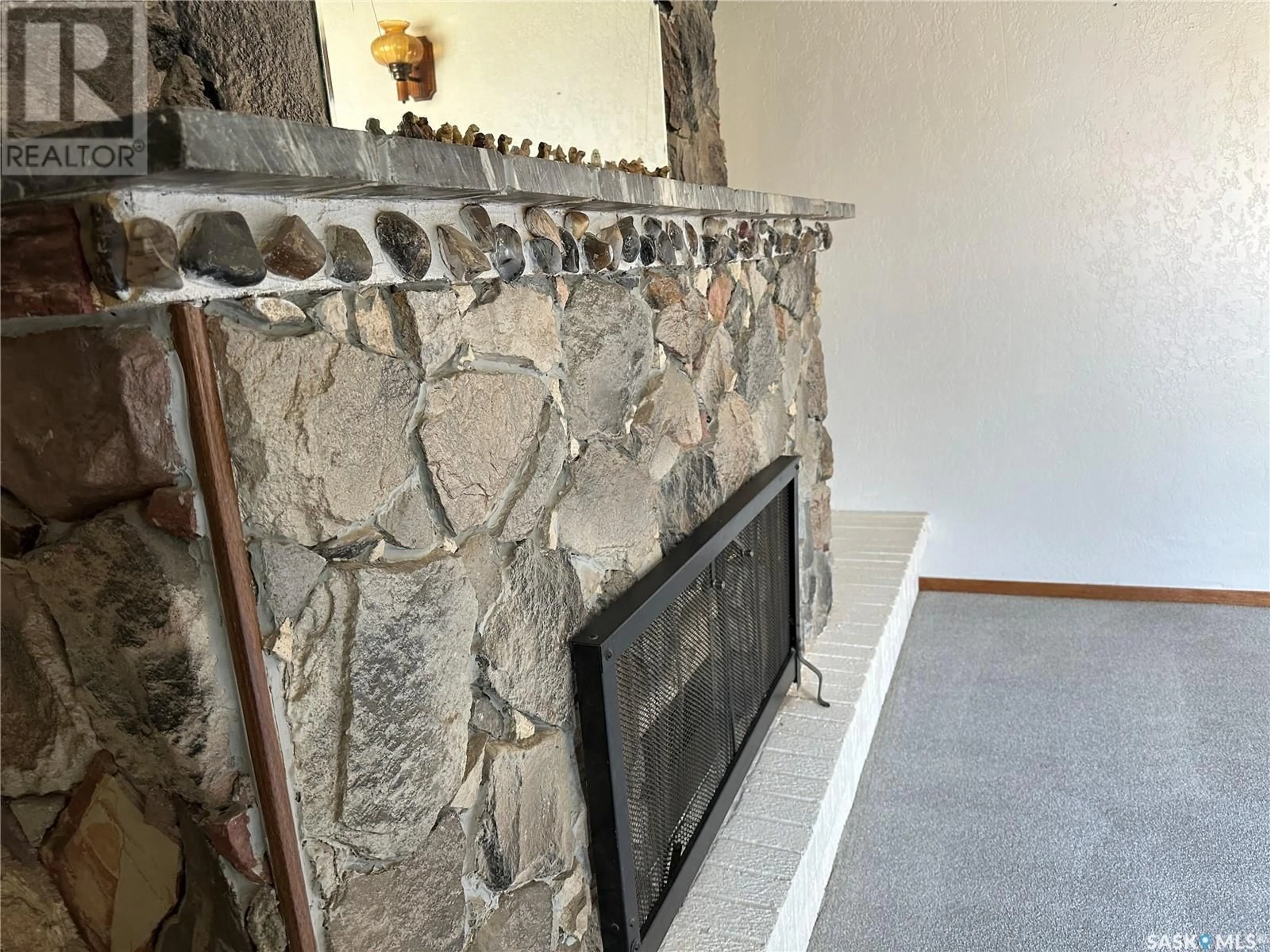 A pic of a room for 918 4TH STREET, Weyburn Saskatchewan S4H2G6