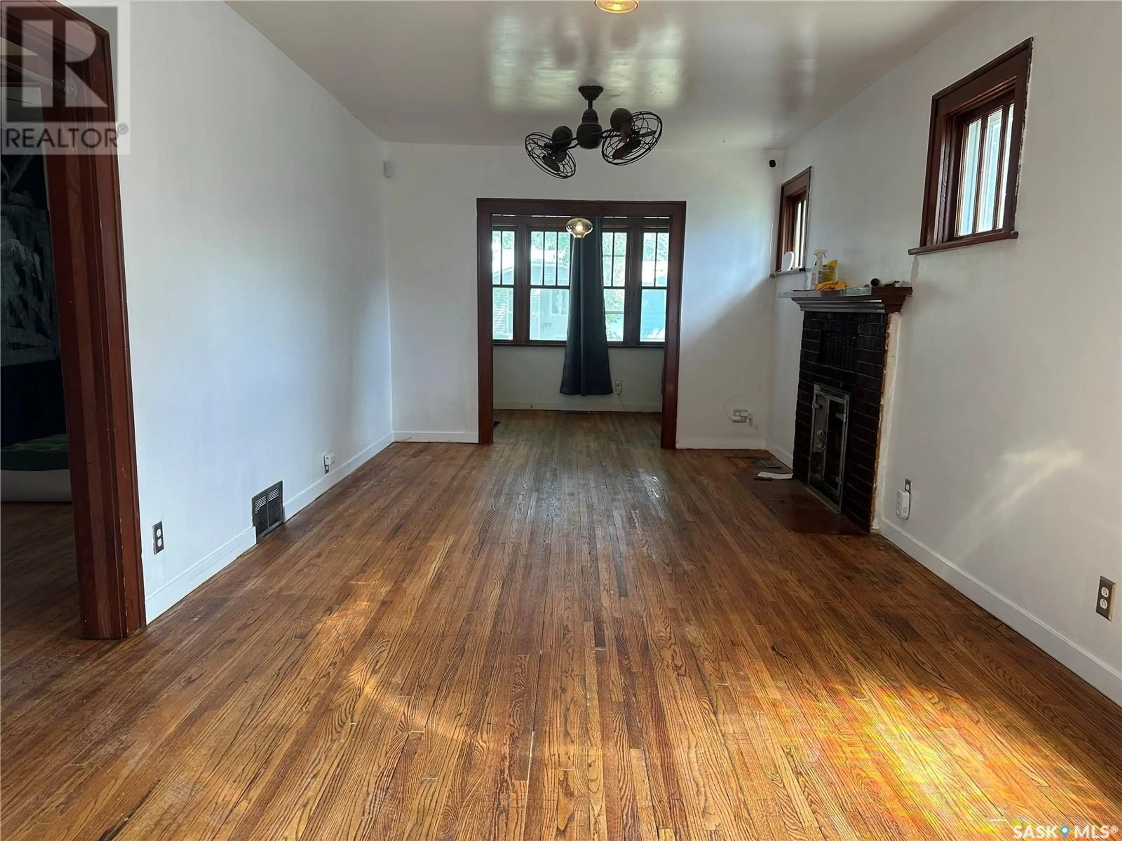 A pic of a room for 1222 ROBINSON STREET, Regina Saskatchewan S4T2N2
