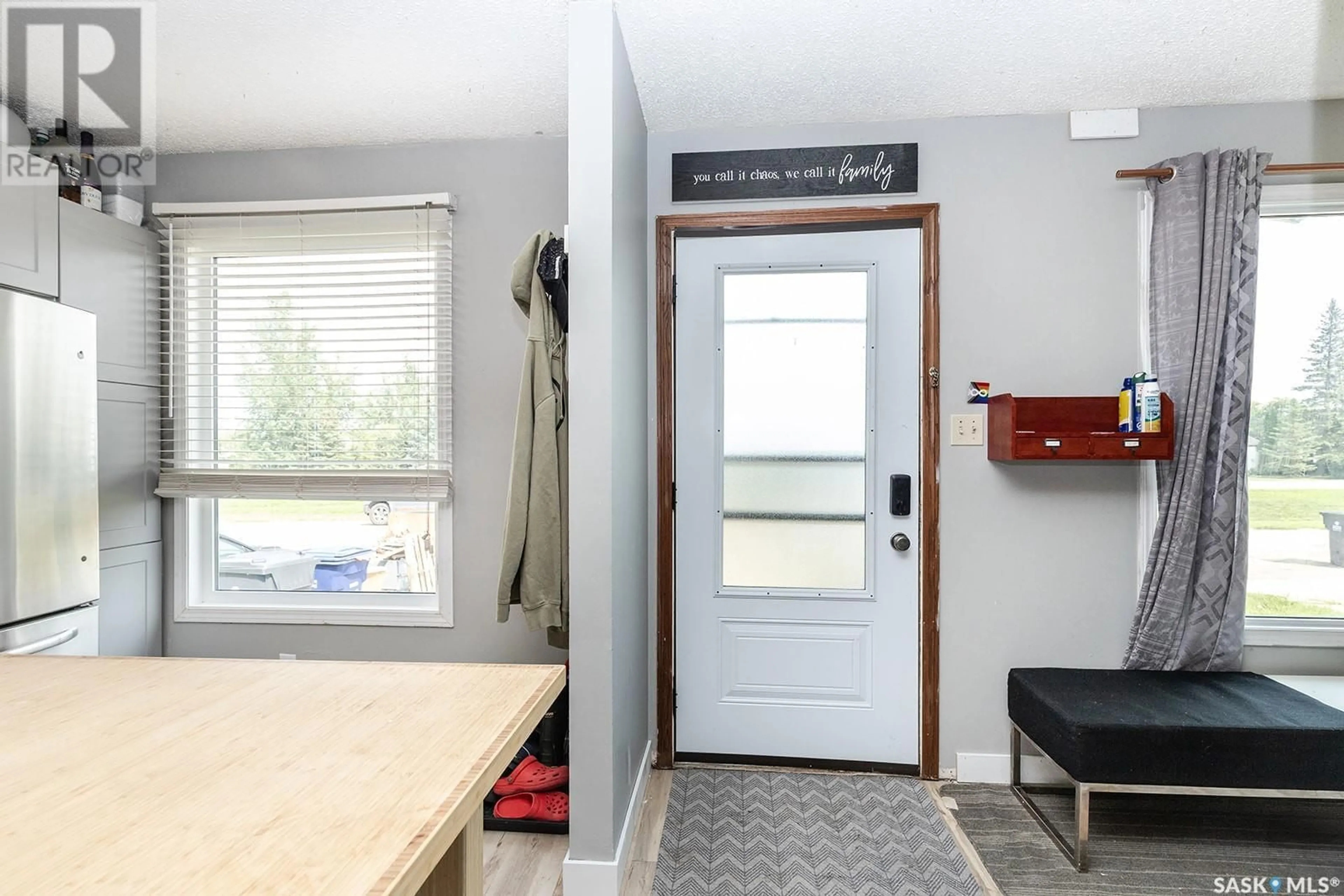 Indoor entryway for A & B - 114 JAMES STREET, Langham Saskatchewan S0K2L0