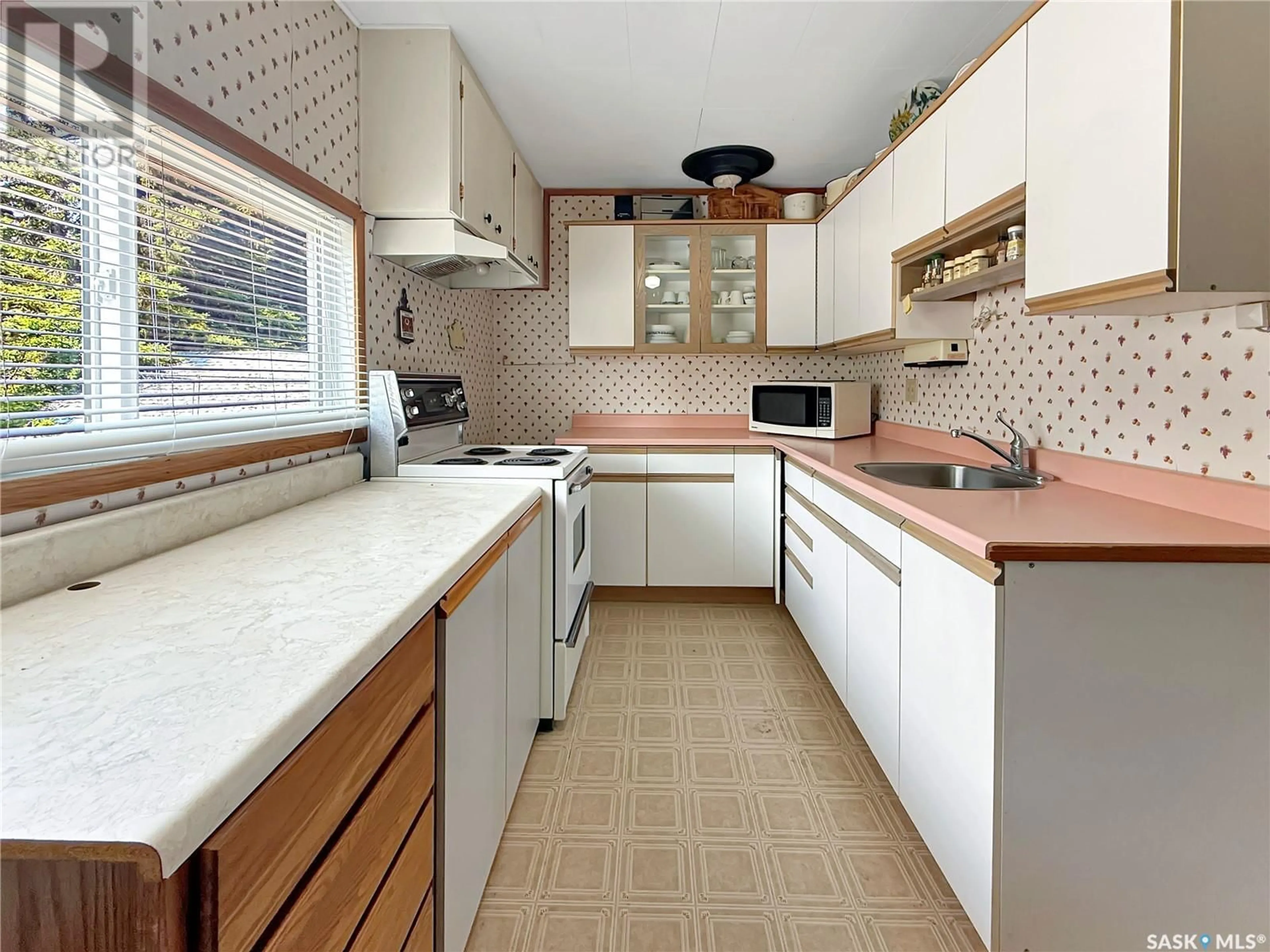 Standard kitchen, ceramic/tile floor for 75 MAIN STREET, Candle Lake Saskatchewan S0J3E0