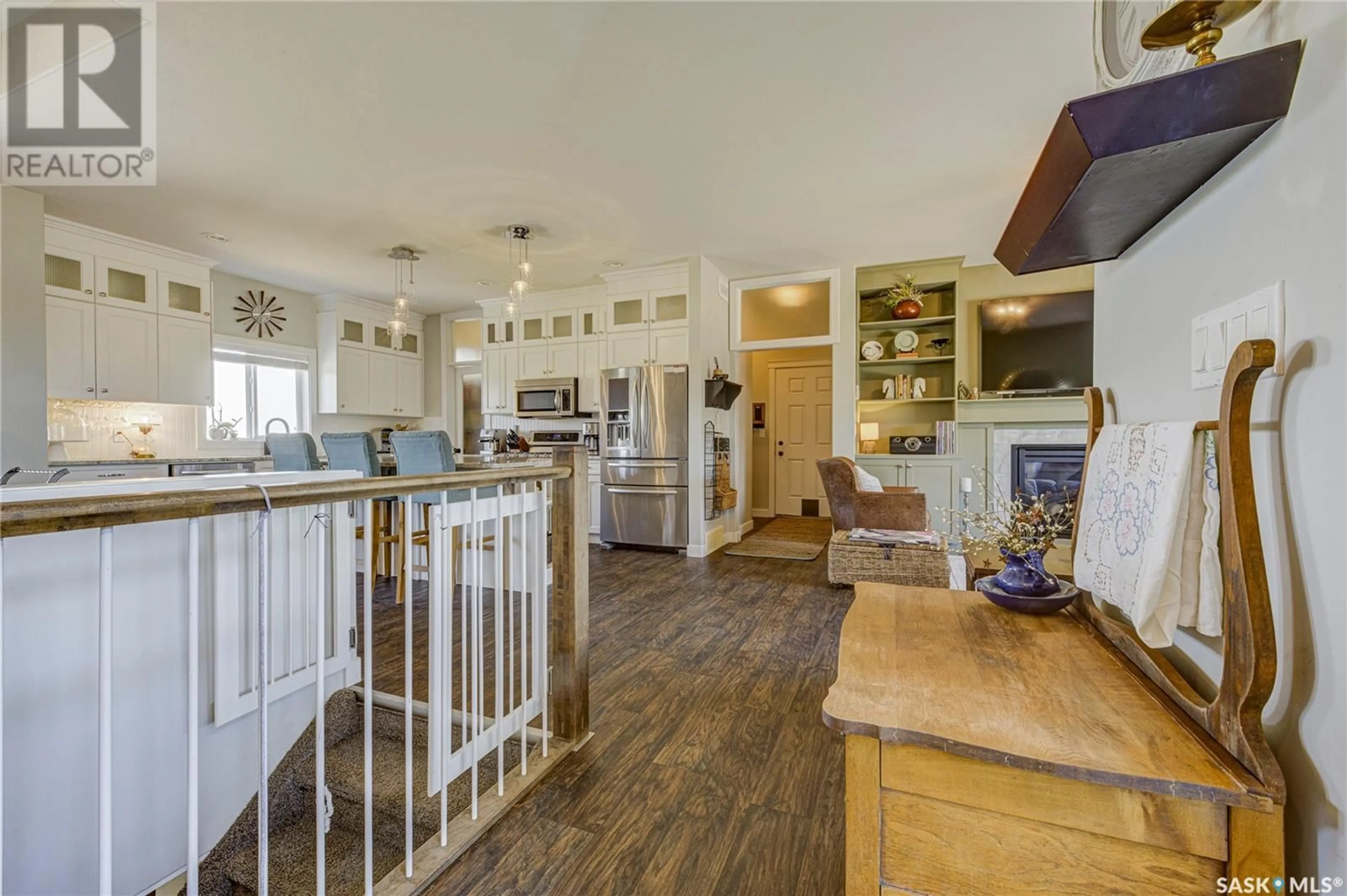 Open concept kitchen, unknown for 35 ZIRK PLACE, Dundurn Rm No. 314 Saskatchewan S7C0B6