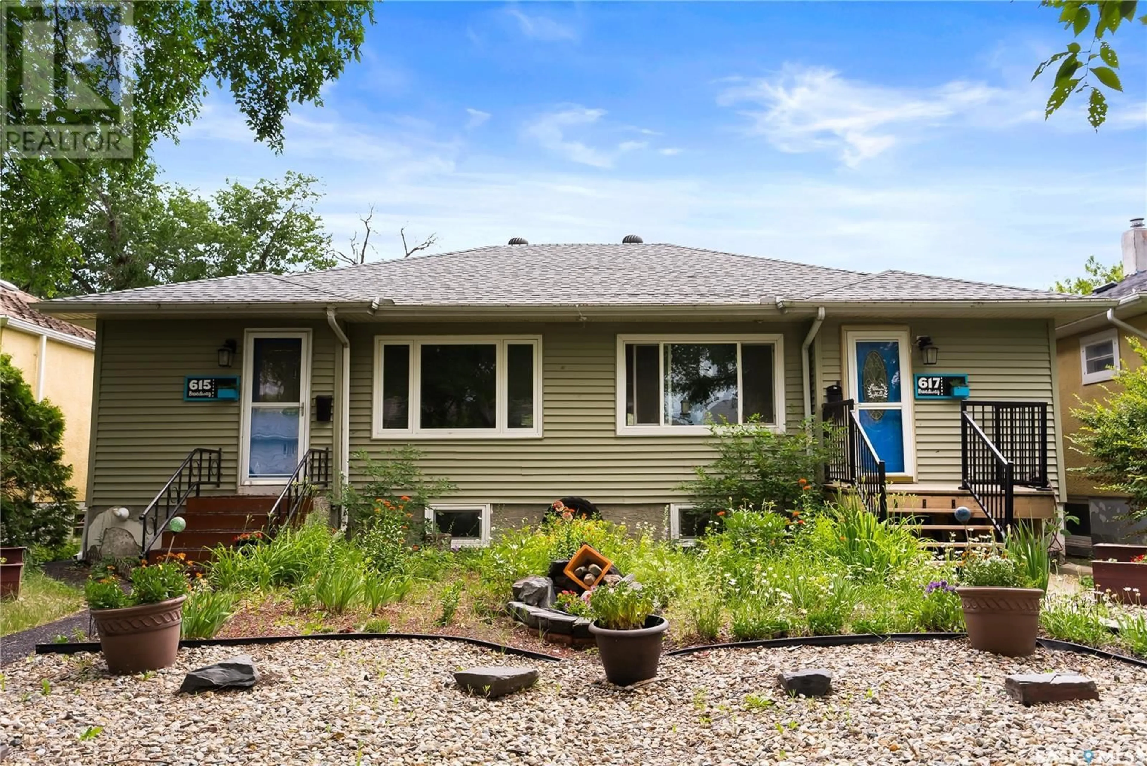Home with vinyl exterior material, street for 615-617 BROADWAY AVENUE, Regina Saskatchewan S4N1C2