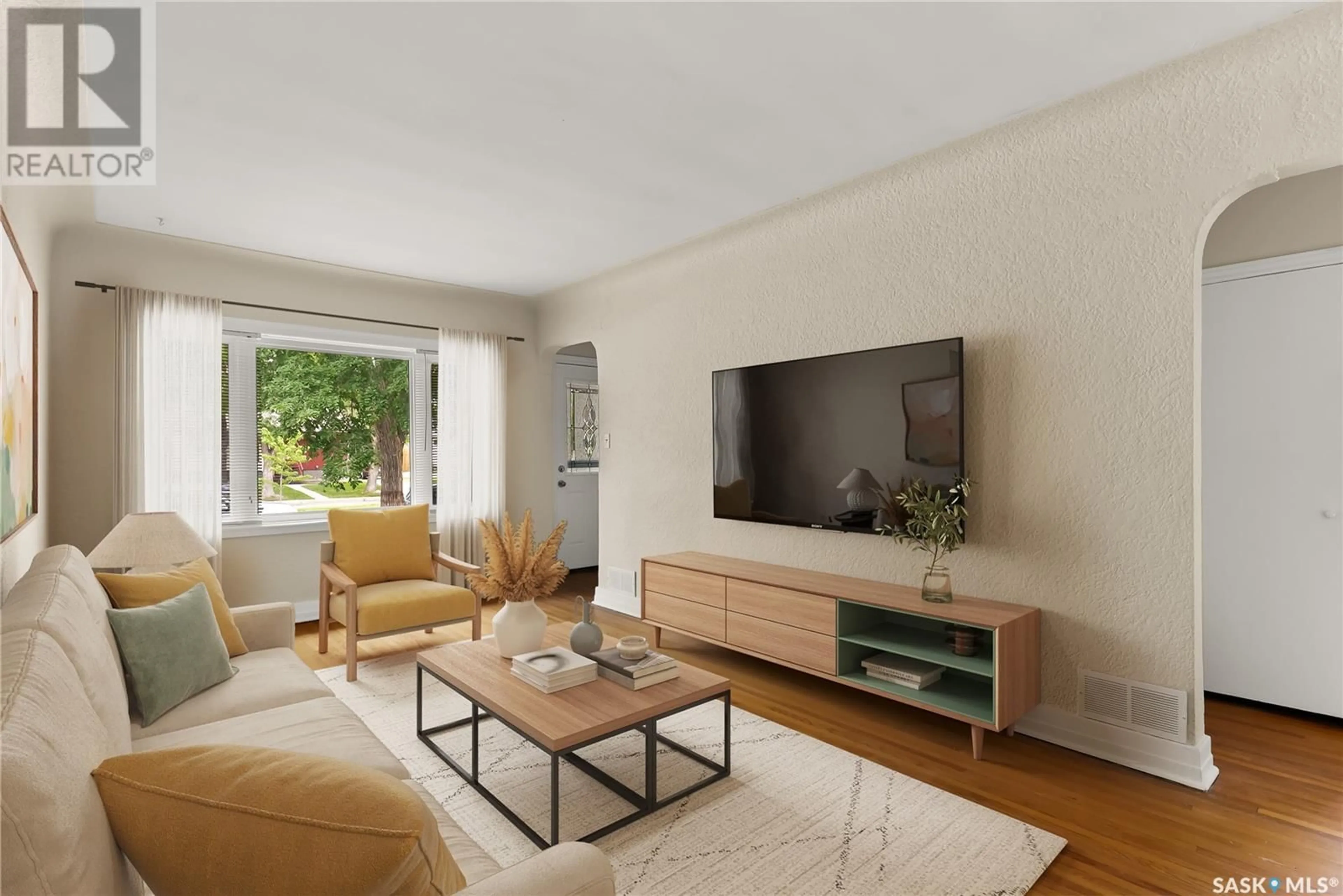 Living room with furniture, unknown for 615-617 BROADWAY AVENUE, Regina Saskatchewan S4N1C2