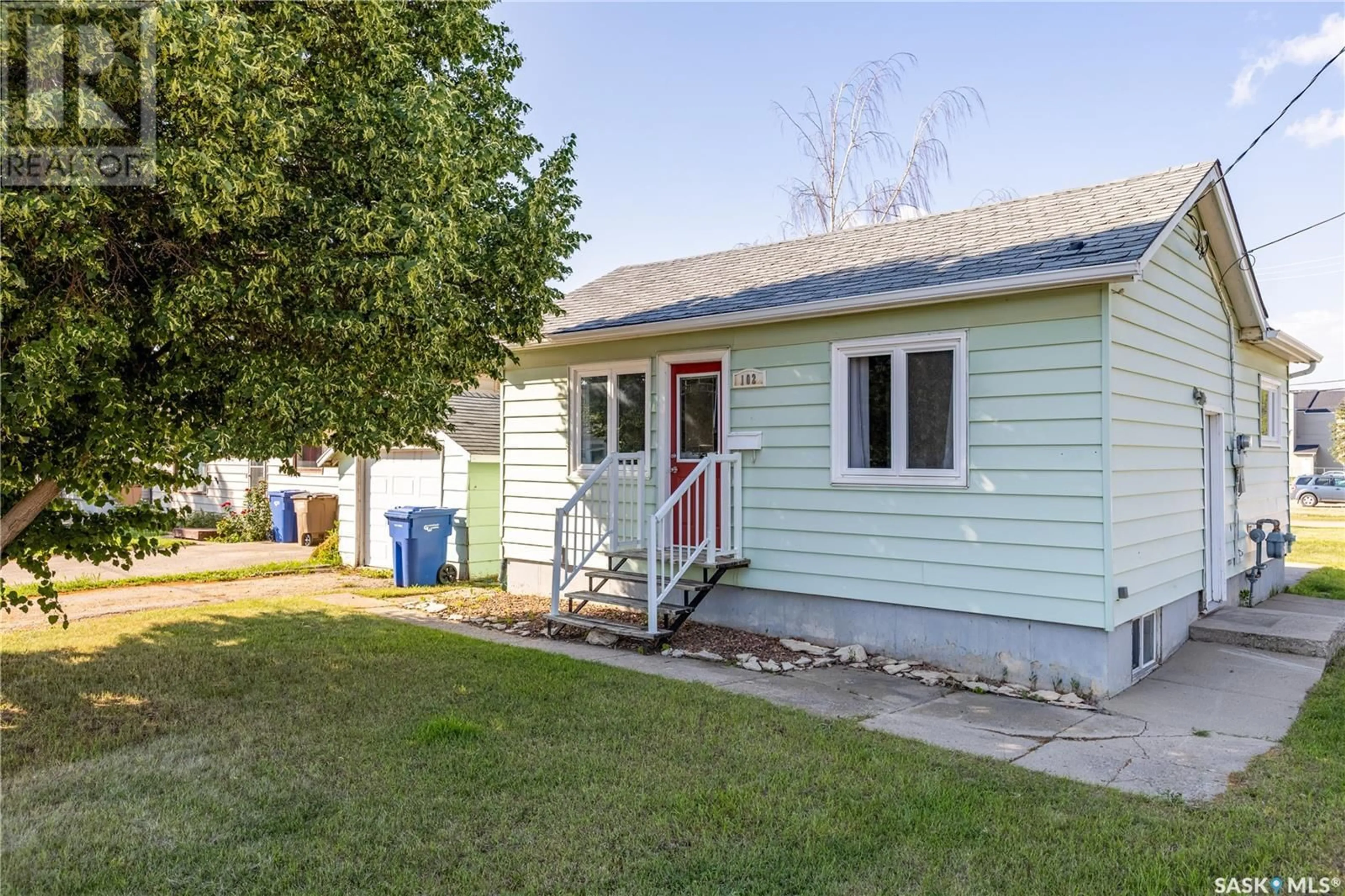 Unknown for 102 BURNS AVENUE, Melfort Saskatchewan S0E1A0