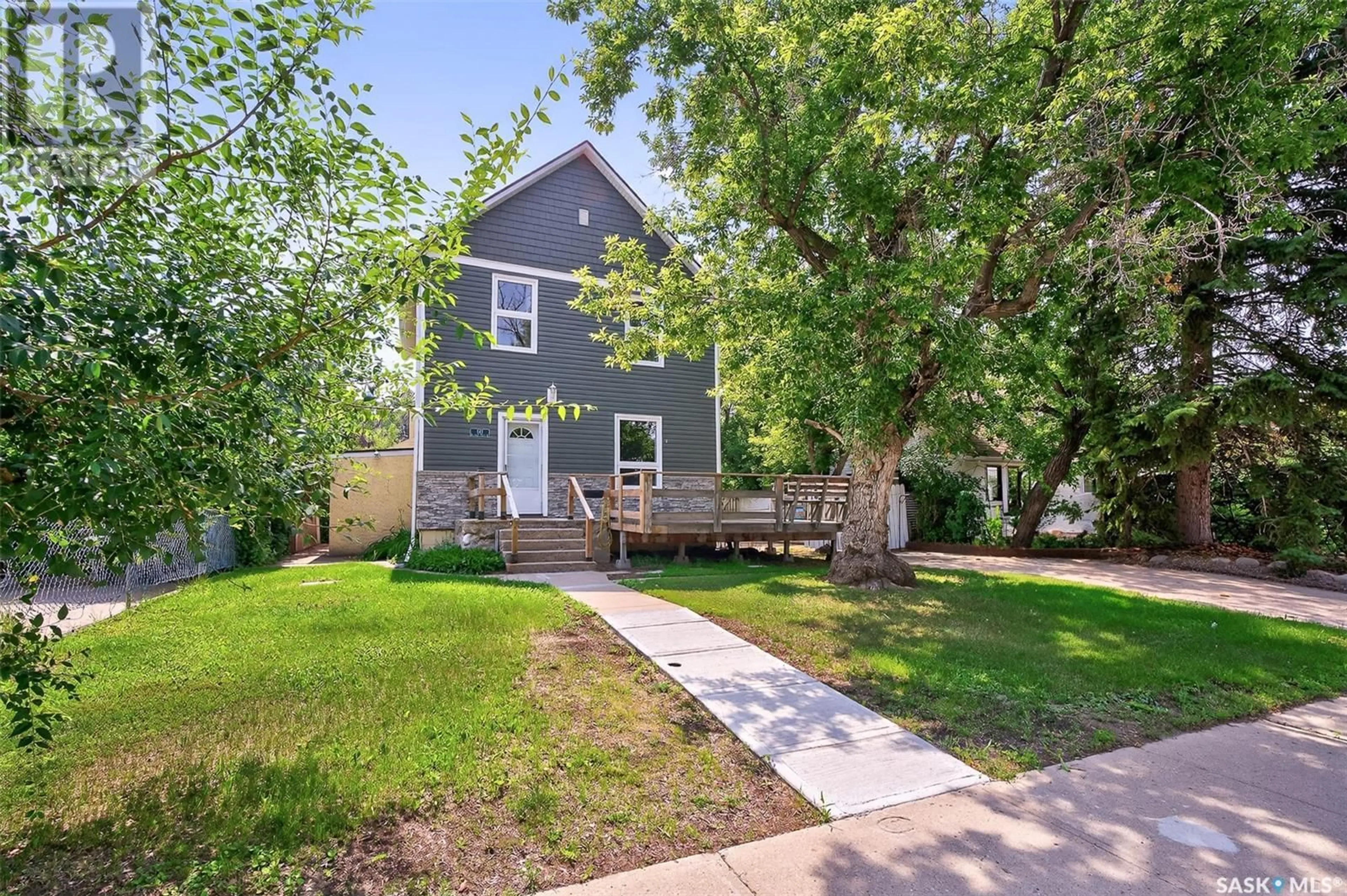 Unknown for 121 LILLOOET STREET E, Moose Jaw Saskatchewan S6H4S6