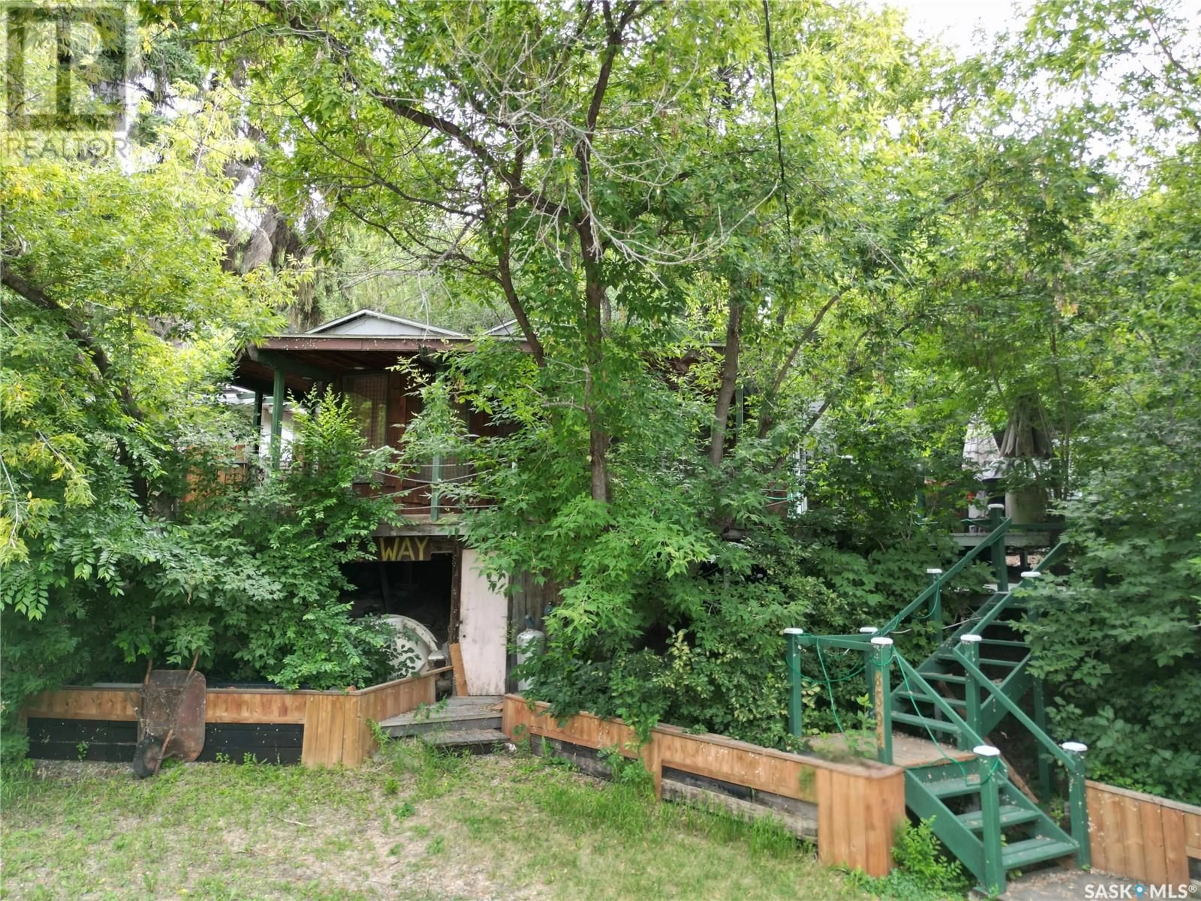 Shed for 8591 HUNTS COVE CRESCENT, Cochin Saskatchewan S0M0L0