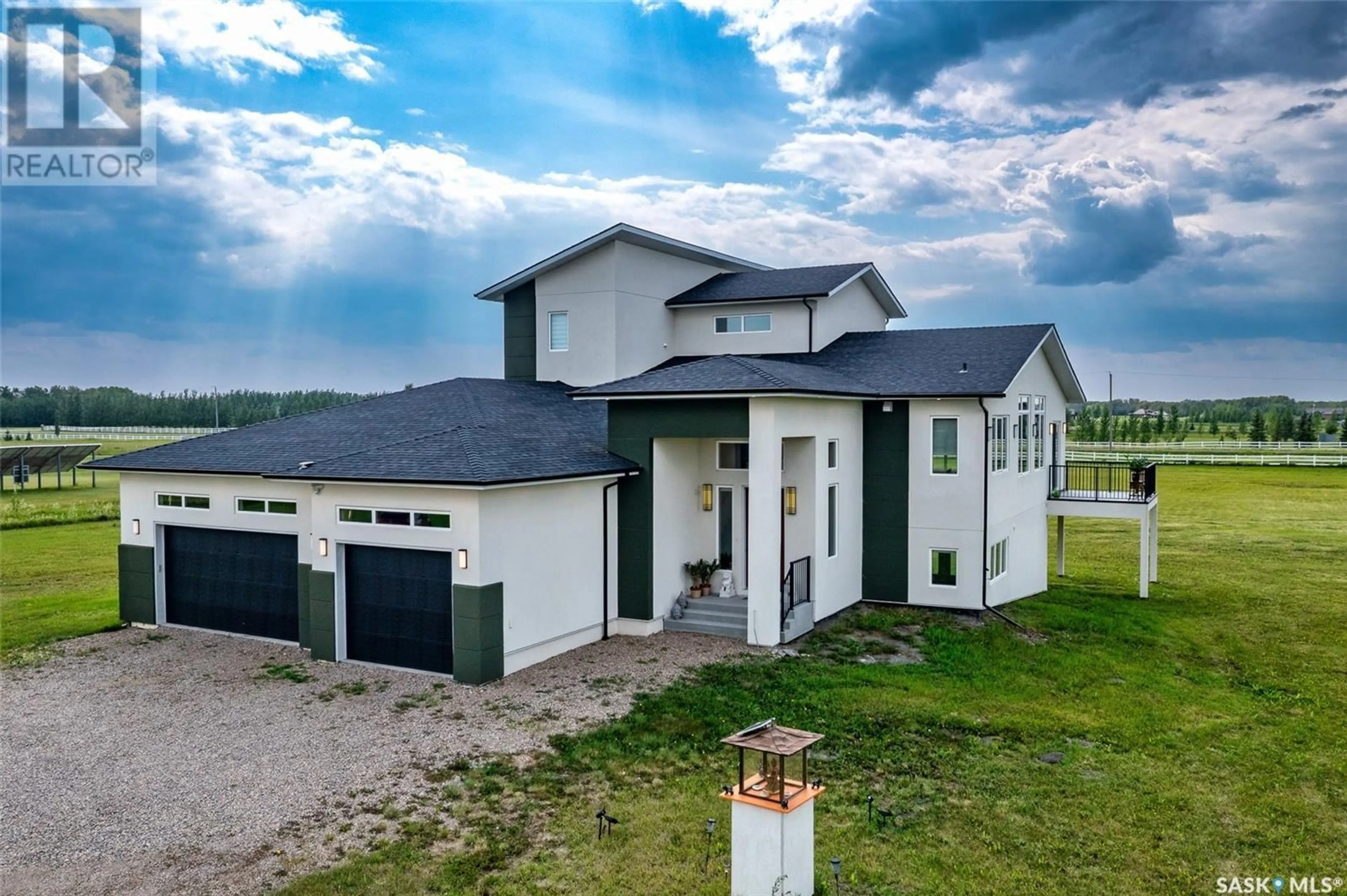 A pic from outside/outdoor area/front of a property/back of a property/a pic from drone, building for 56 COUNTRY CRESCENT, Dundurn Rm No. 314 Saskatchewan S7C0A7