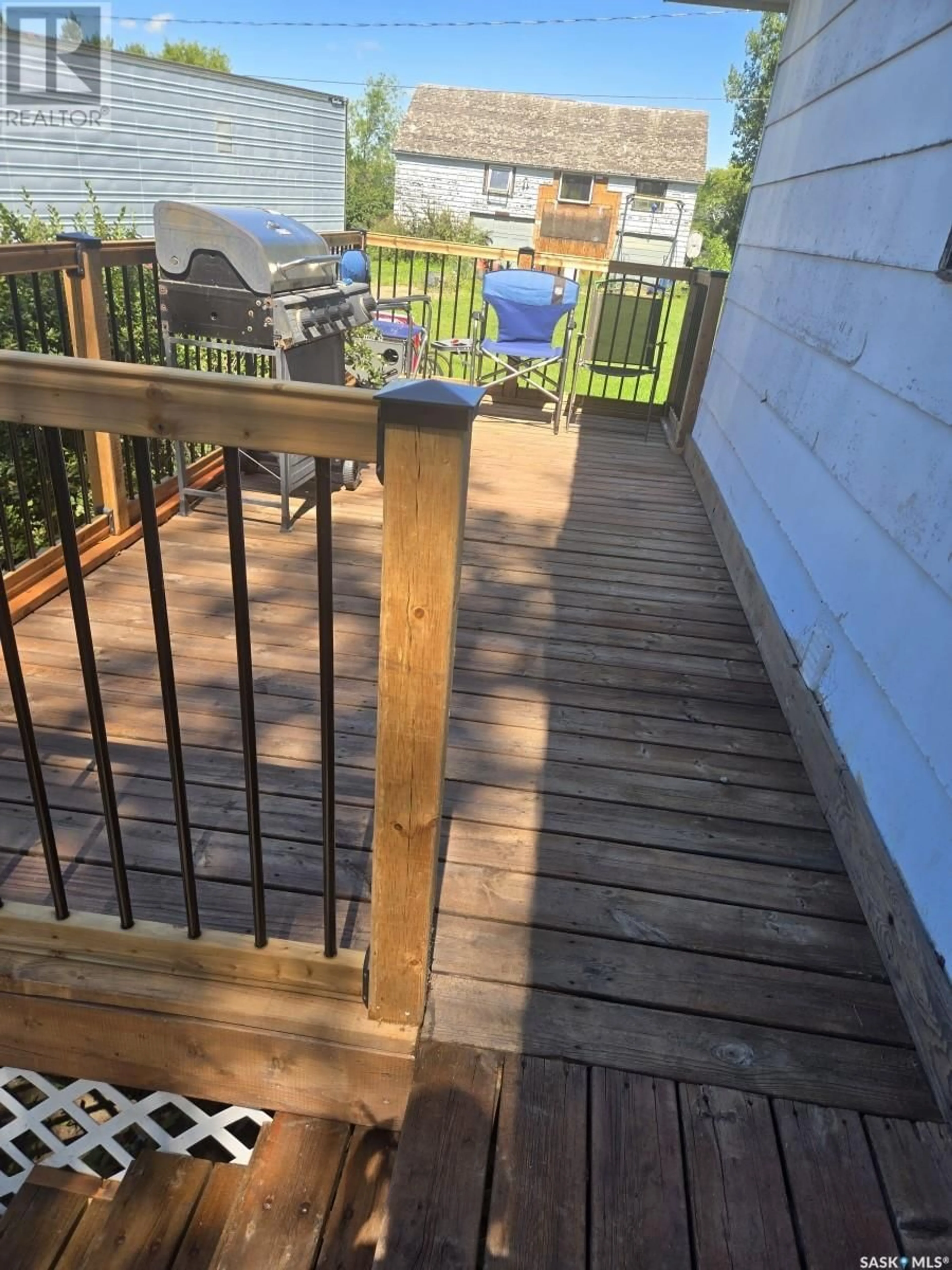 Stairs for 324 NORREYS STREET, Drake Saskatchewan S0K1H0