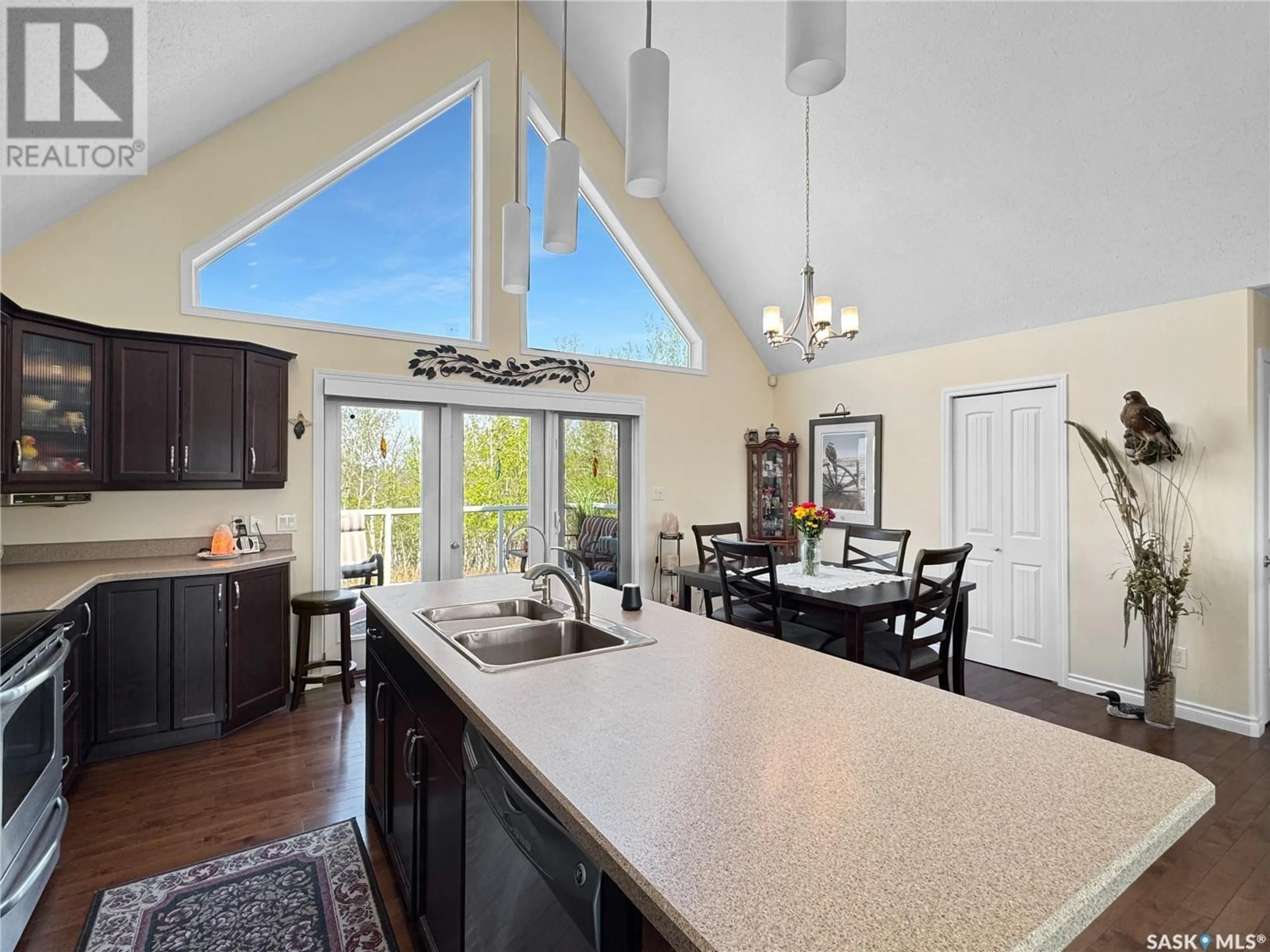 Open concept kitchen, unknown for 35 LAKE DRIVE, Leask Rm No. 464 Saskatchewan S0J1M0