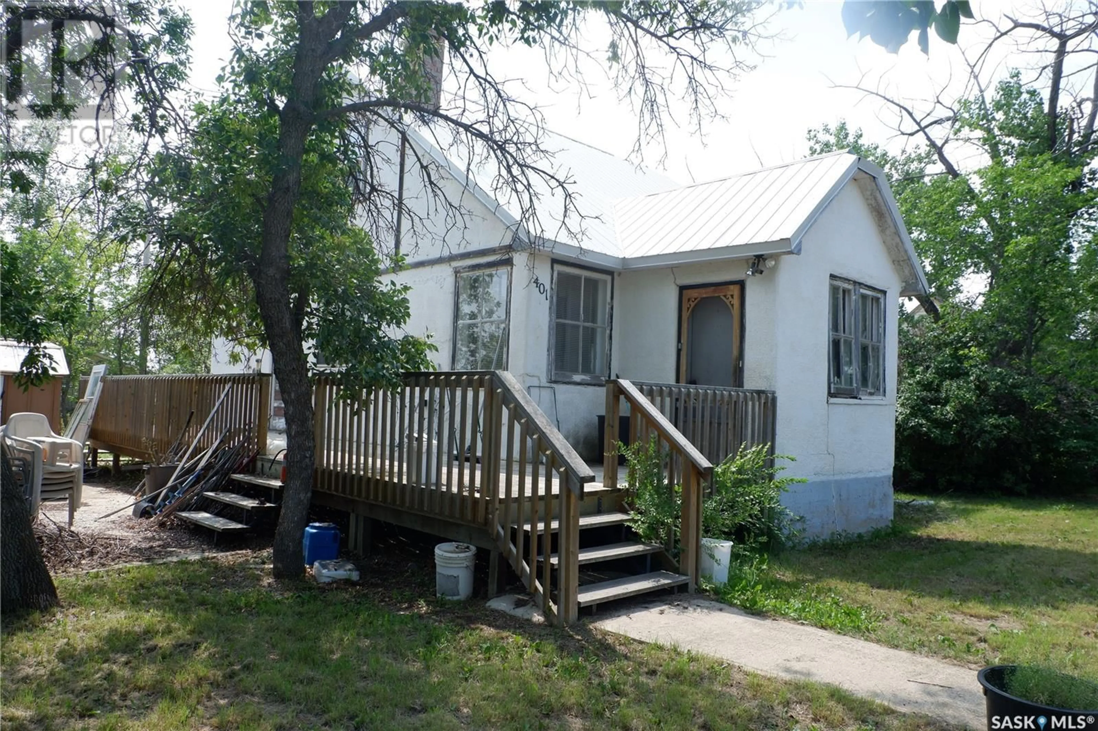 Unknown for 401 6TH AVENUE, Assiniboia Saskatchewan S0H0B0